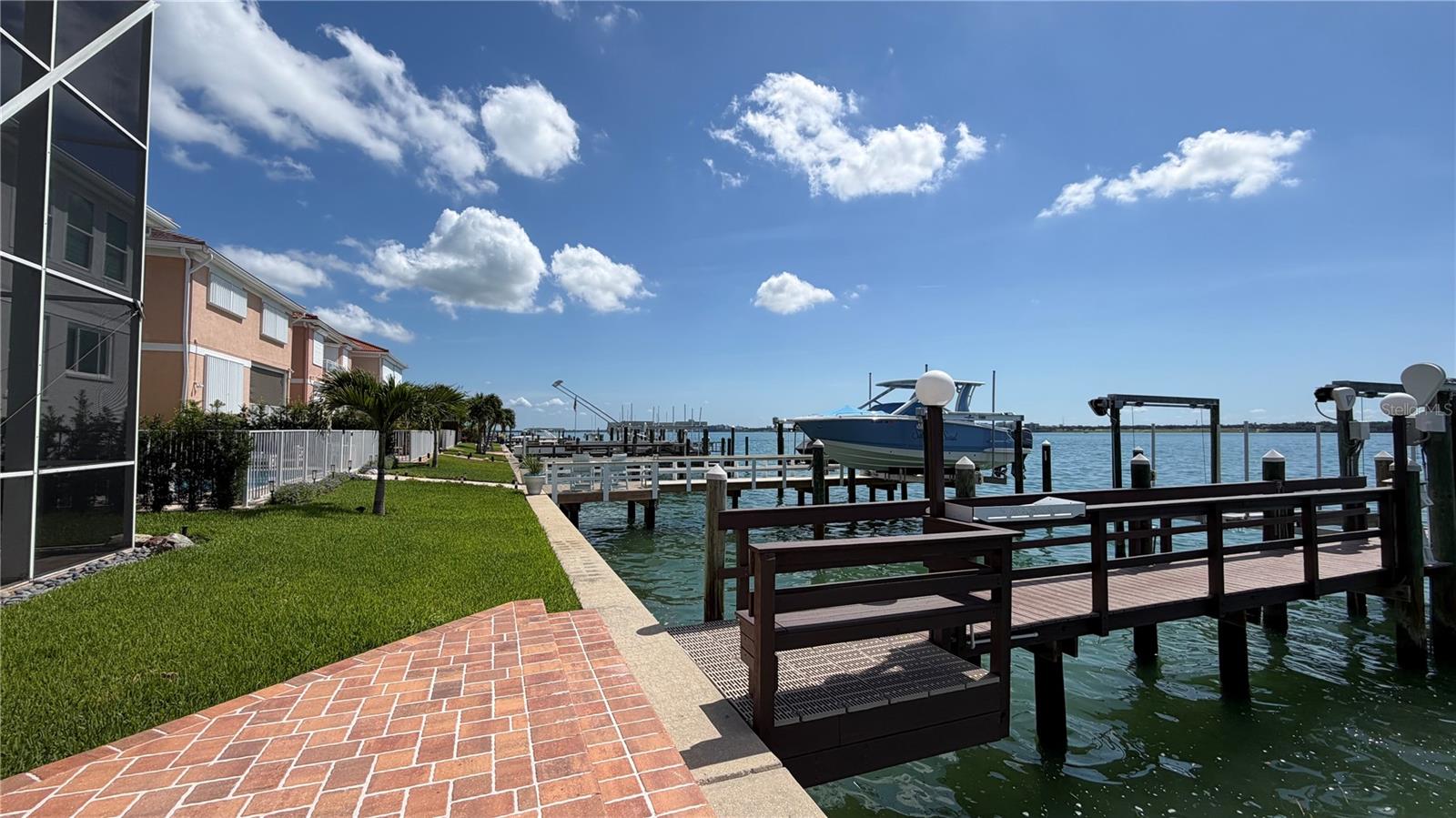 218 SAND KEY ESTATES DR, CLEARWATER BEACH, FL, 33767