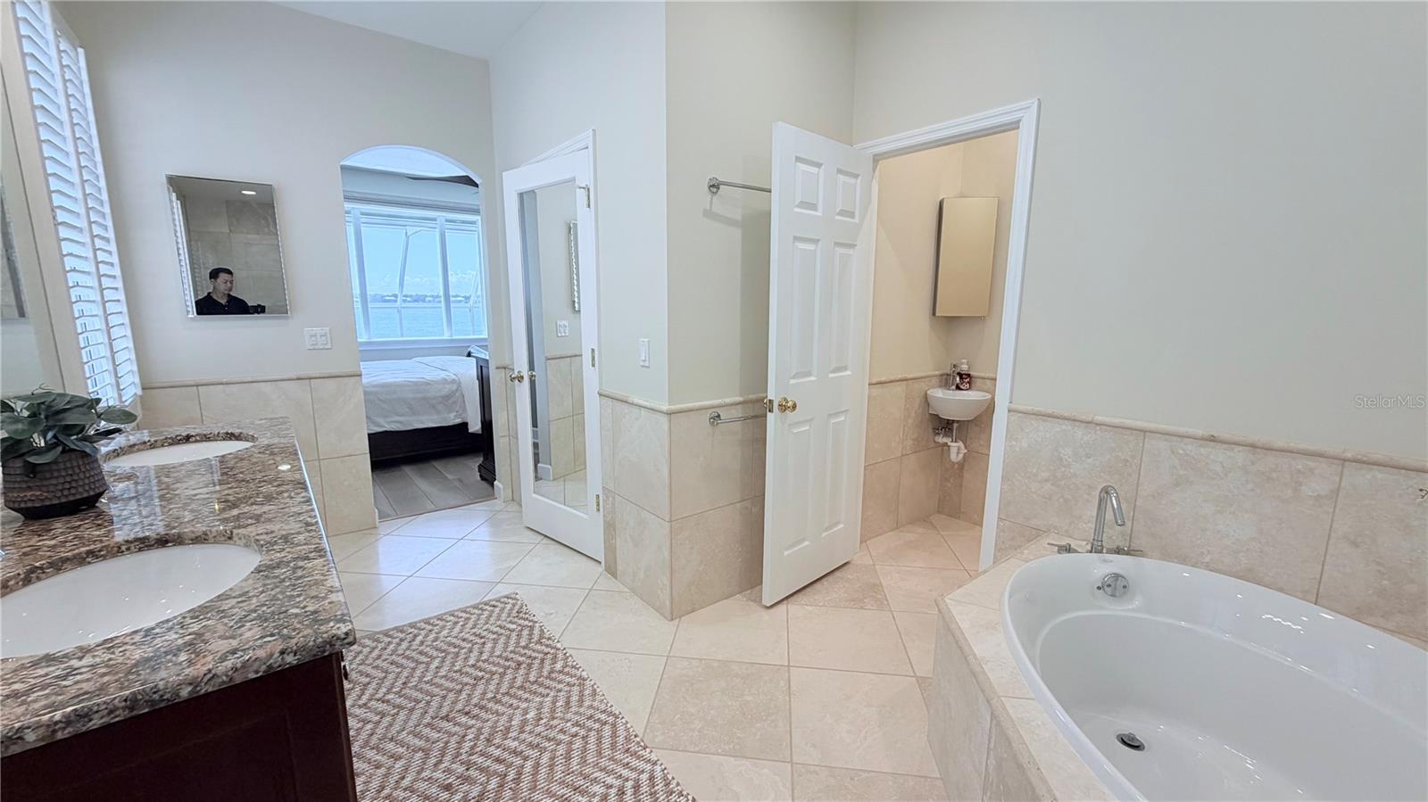 218 SAND KEY ESTATES DR, CLEARWATER BEACH, FL, 33767