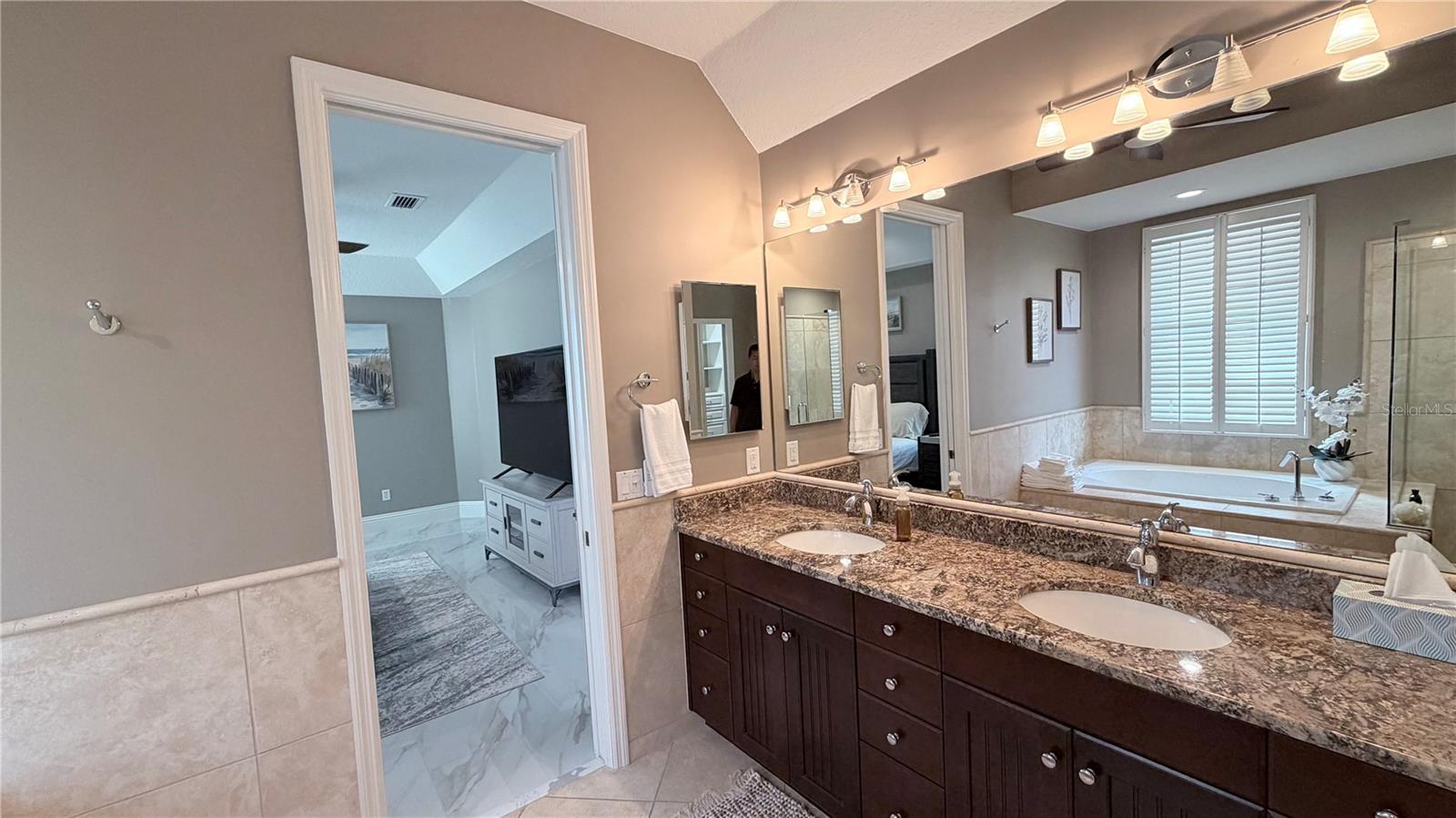 218 SAND KEY ESTATES DR, CLEARWATER BEACH, FL, 33767