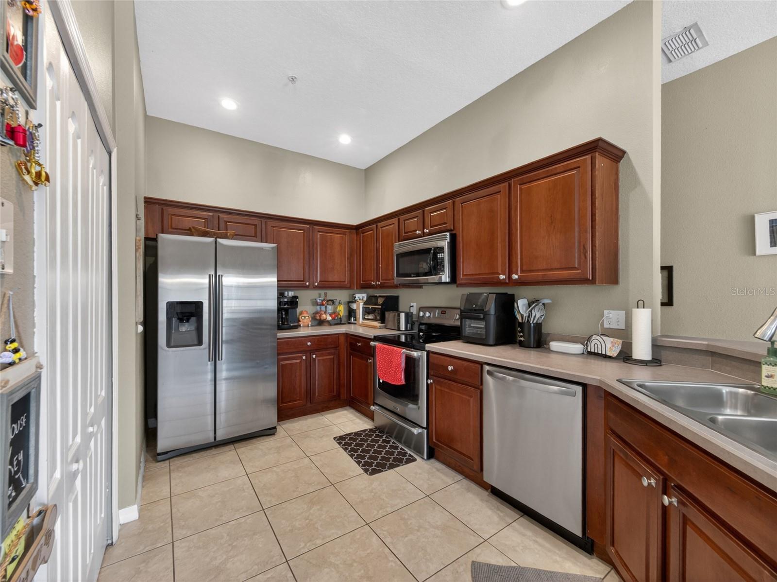 2811 SAN JACINTO CIR, SANFORD, FL, 32771