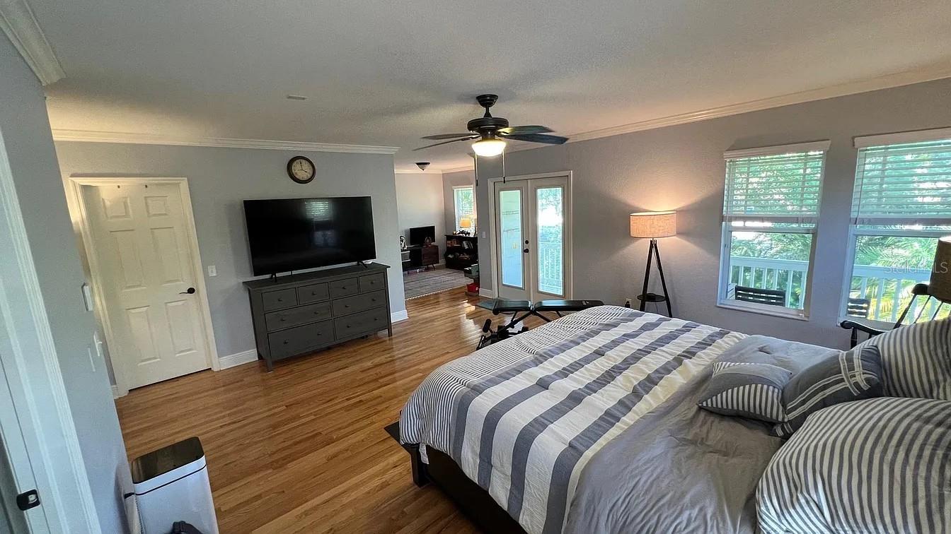 2889 BAYSHORE TRAILS DR, TAMPA, FL, 33611