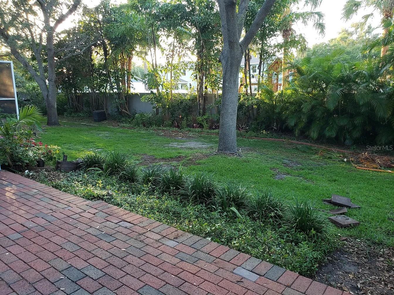 2889 BAYSHORE TRAILS DR, TAMPA, FL, 33611
