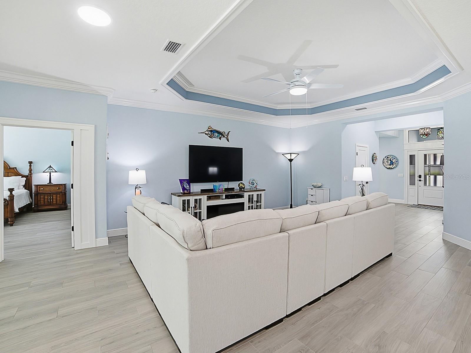 7004 EMILINE TER, THE VILLAGES, FL, 34762
