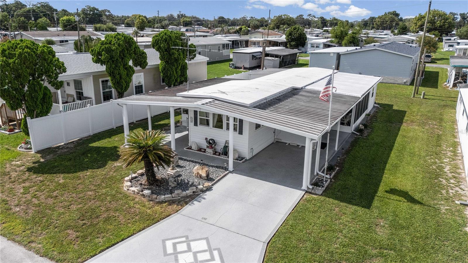 37250 BEVERLY AVE, ZEPHYRHILLS, FL, 33542