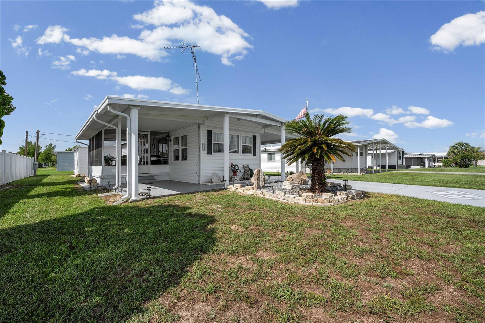 37250 BEVERLY AVE, ZEPHYRHILLS, FL, 33542