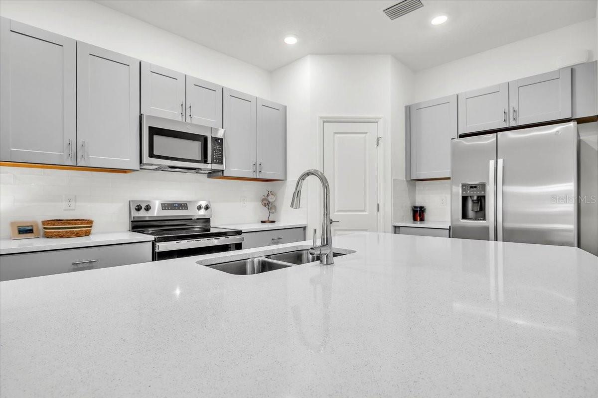 16632 BERGAMO PL, BRADENTON, FL, 34211