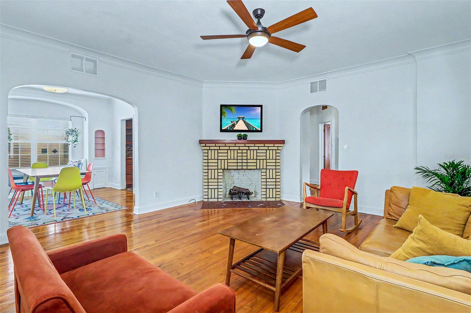 1127 22ND AVE N, ST PETERSBURG, FL, 33704