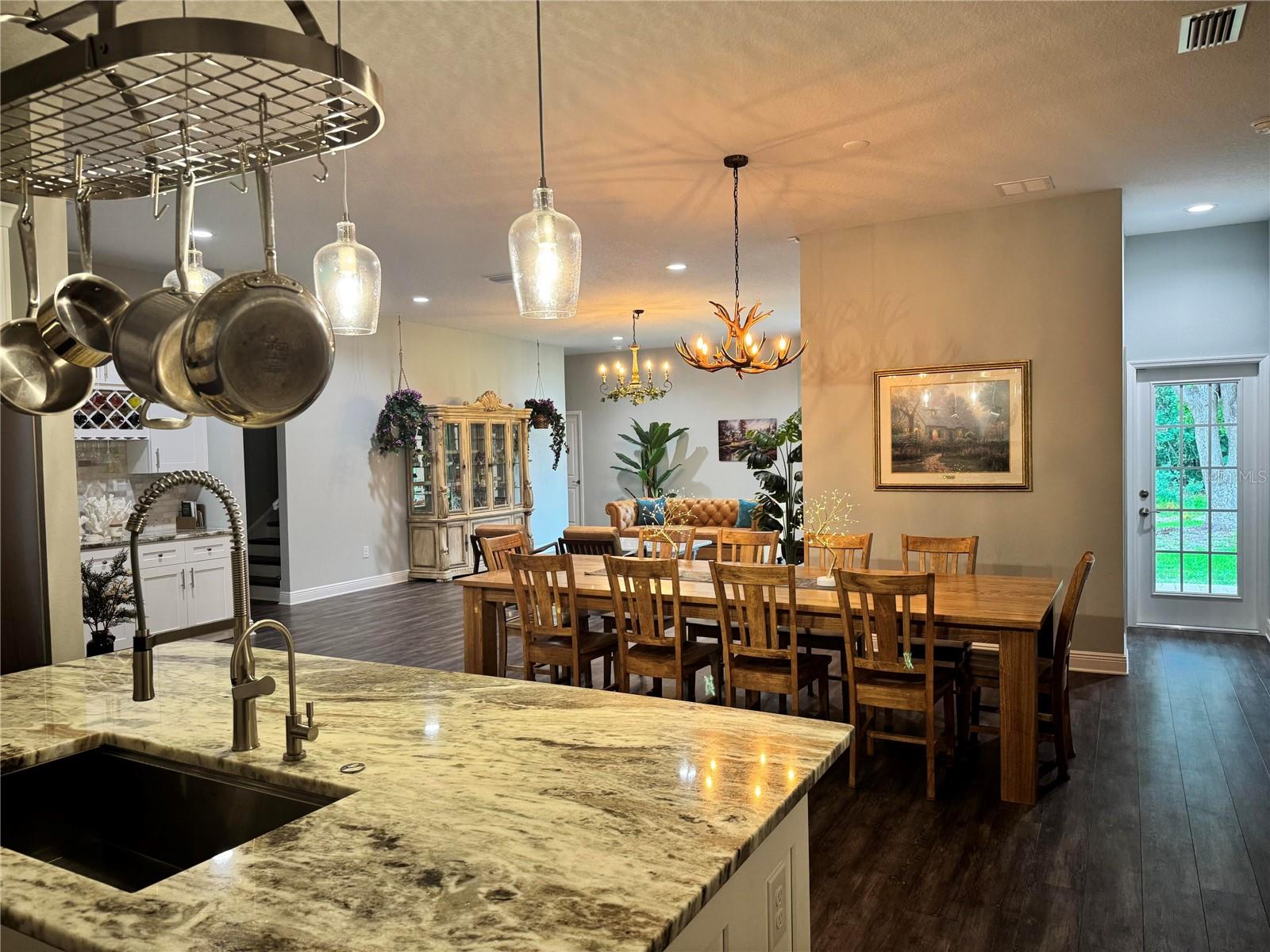 2730 ROBERTSON, LUTZ, FL, 33559