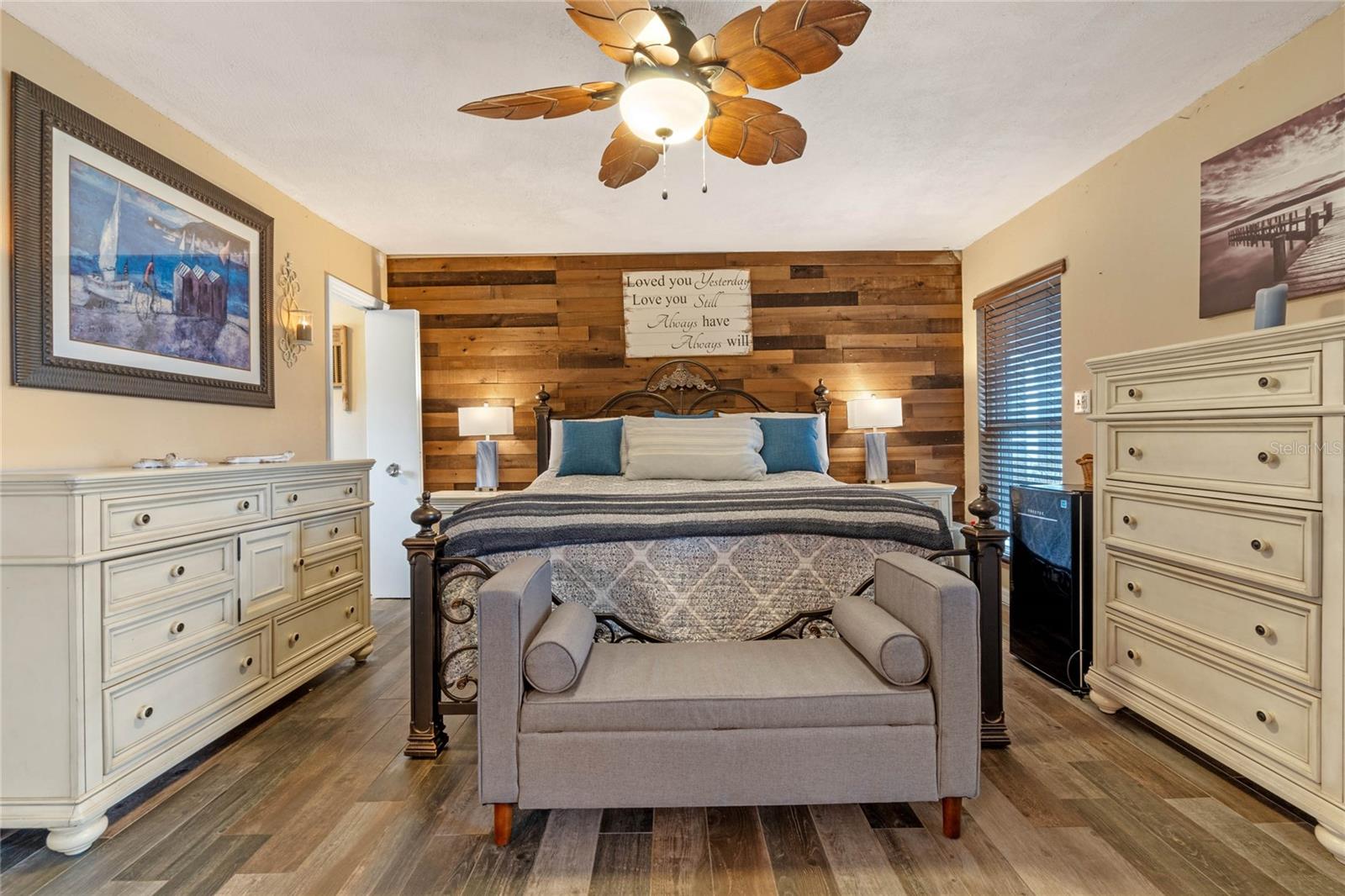 1102 N PALMETTO ST, LEESBURG, FL, 34748