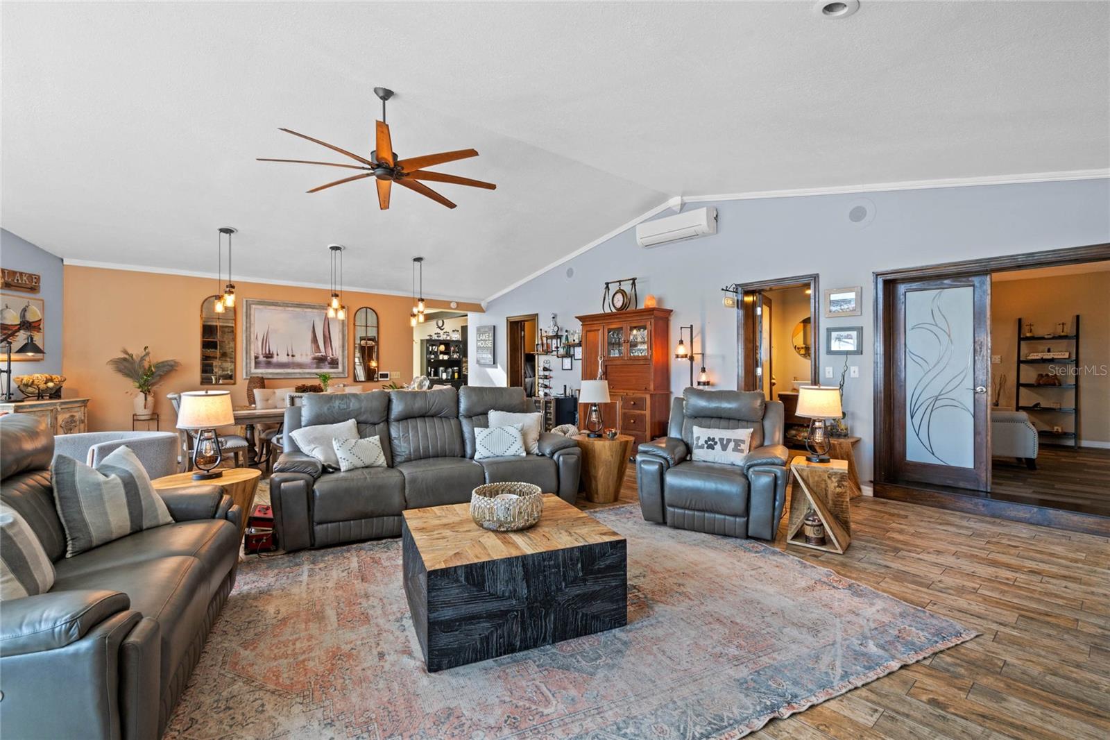 1102 N PALMETTO ST, LEESBURG, FL, 34748