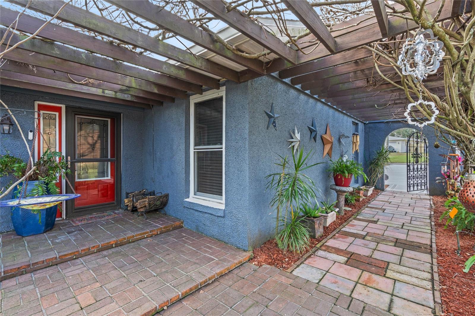 1102 N PALMETTO ST, LEESBURG, FL, 34748
