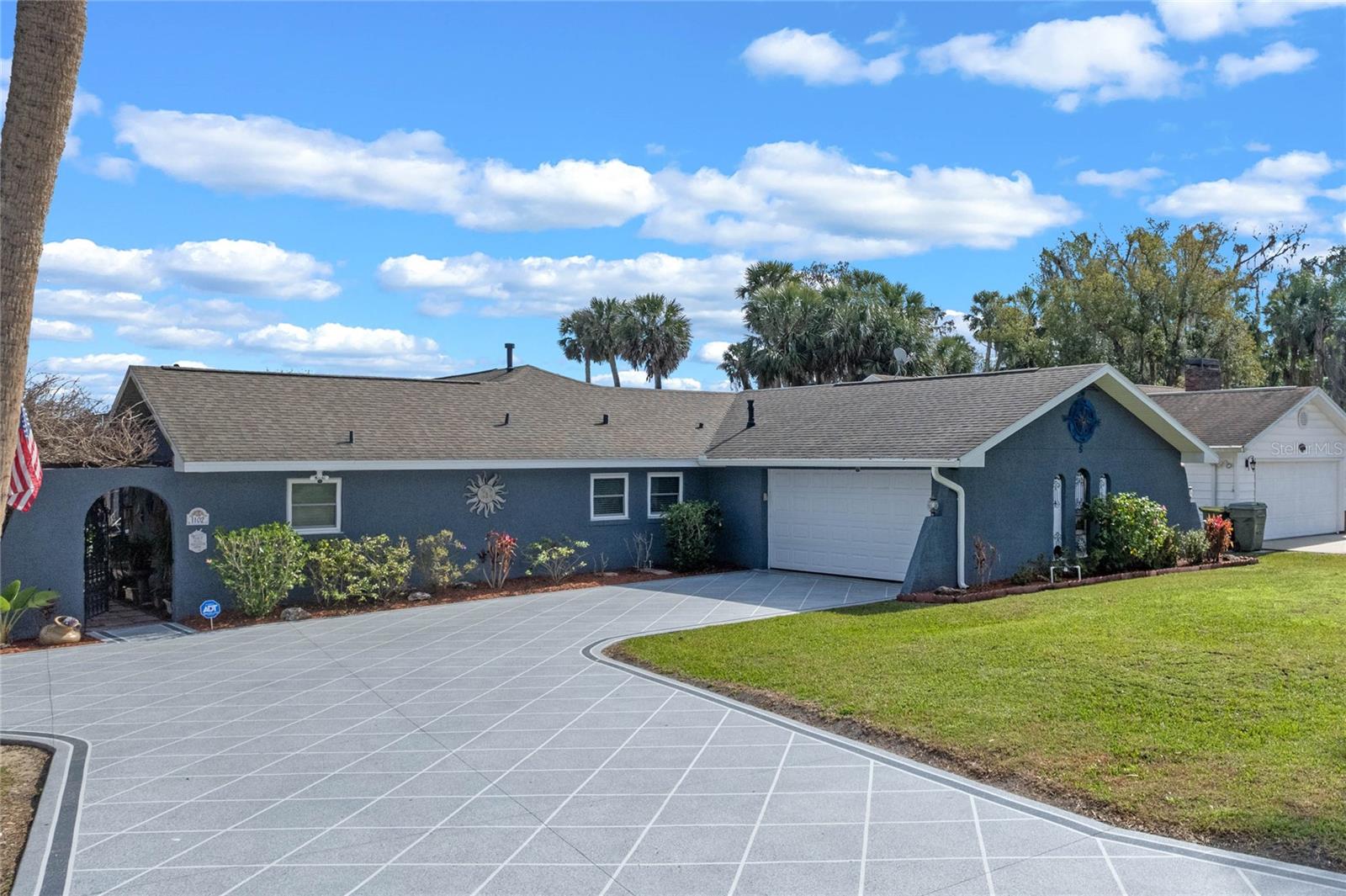 1102 N PALMETTO ST, LEESBURG, FL, 34748
