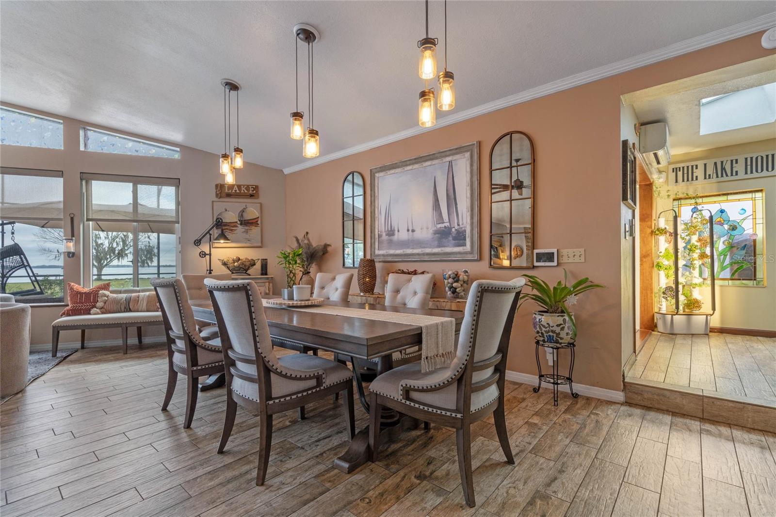 1102 N PALMETTO ST, LEESBURG, FL, 34748