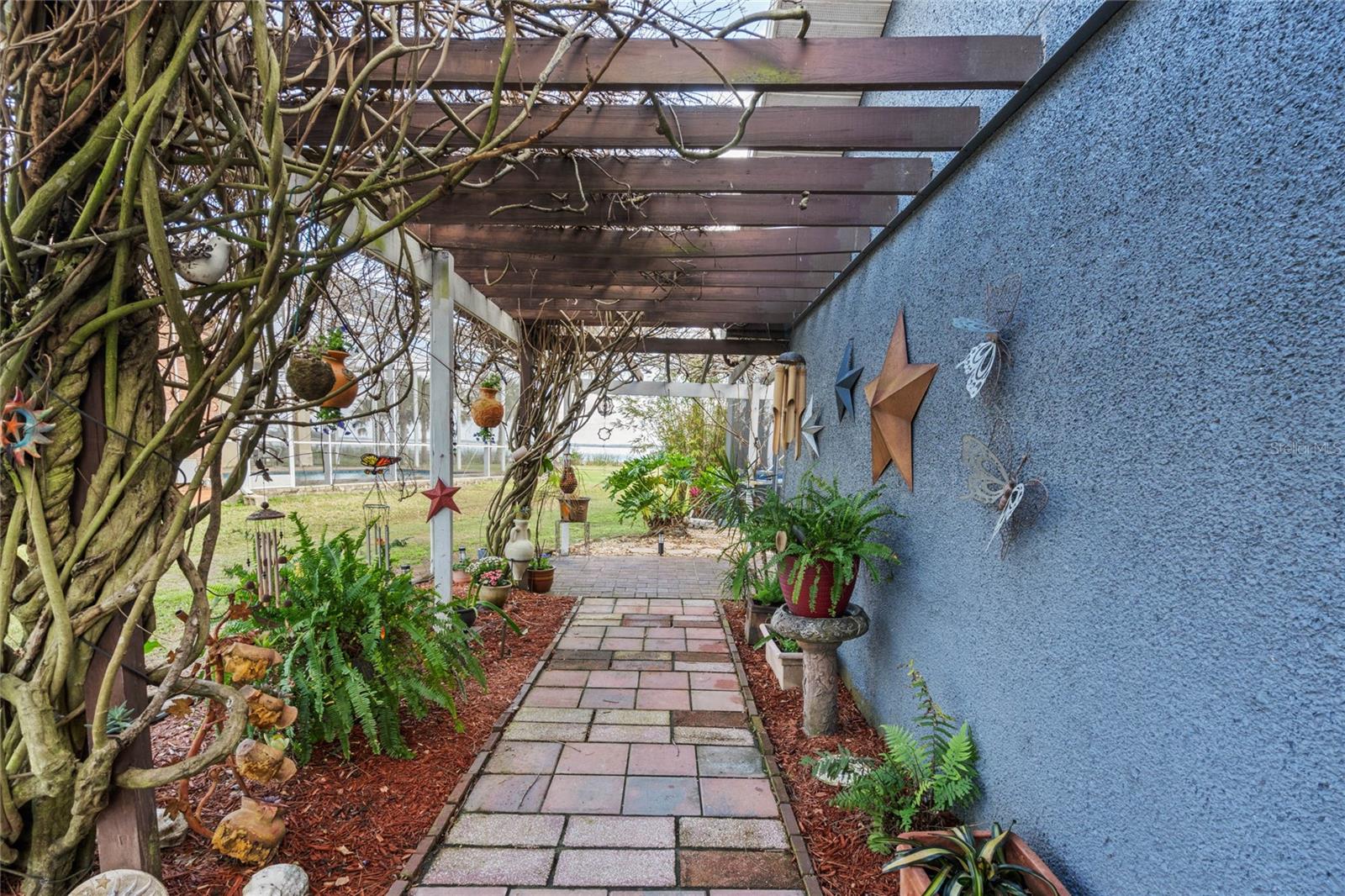 1102 N PALMETTO ST, LEESBURG, FL, 34748