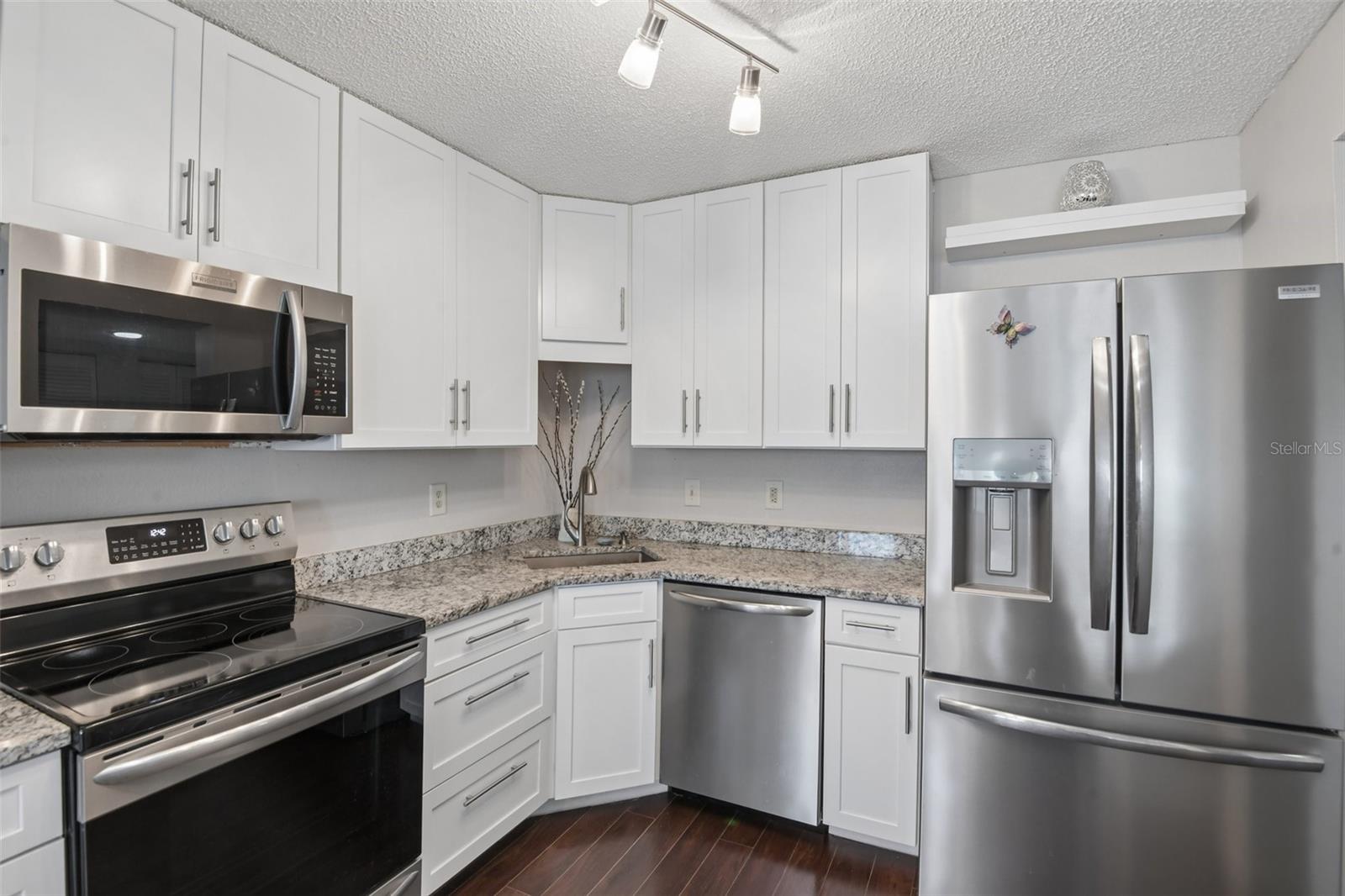 5727 BISCAYNE CT #209, NEW PORT RICHEY, FL, 34652