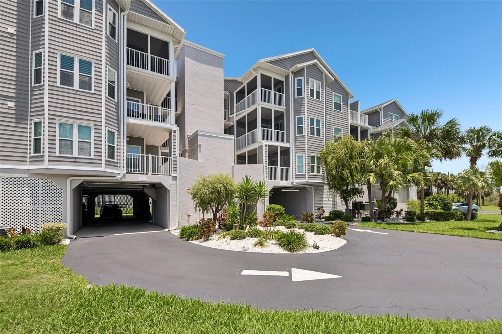 5727 BISCAYNE CT #209, NEW PORT RICHEY, FL, 34652