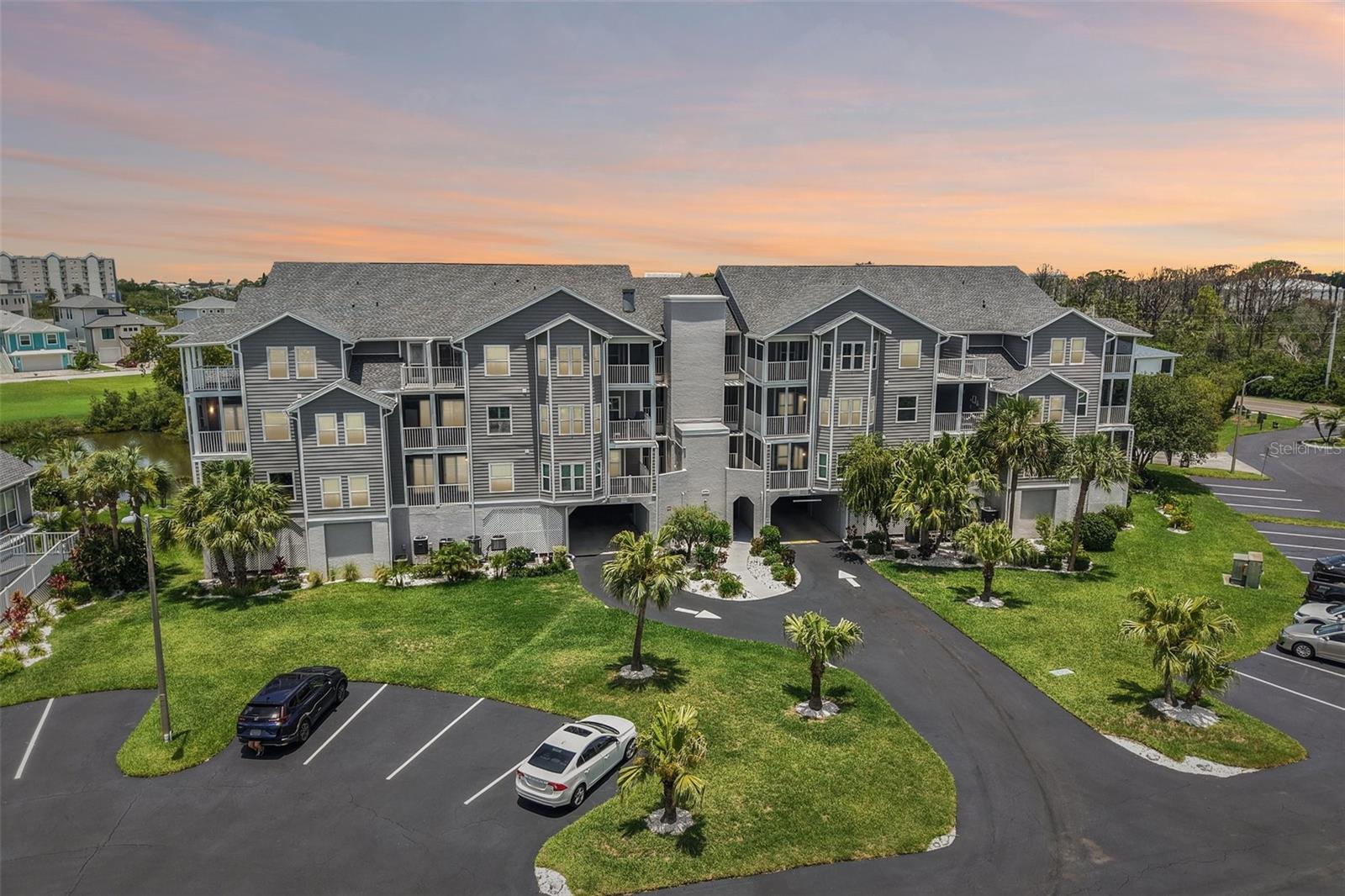 5727 BISCAYNE CT #209, NEW PORT RICHEY, FL, 34652