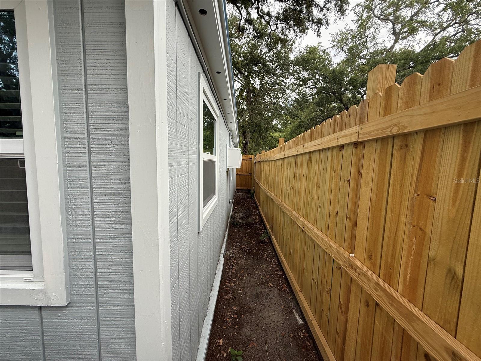 613 1ST AVE NE, LARGO, FL, 33770