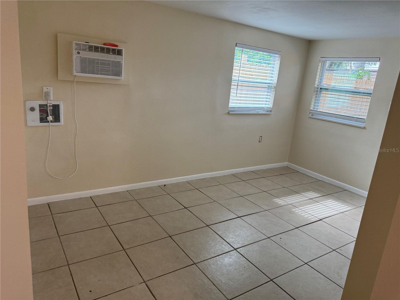 613 1ST AVE NE, LARGO, FL, 33770