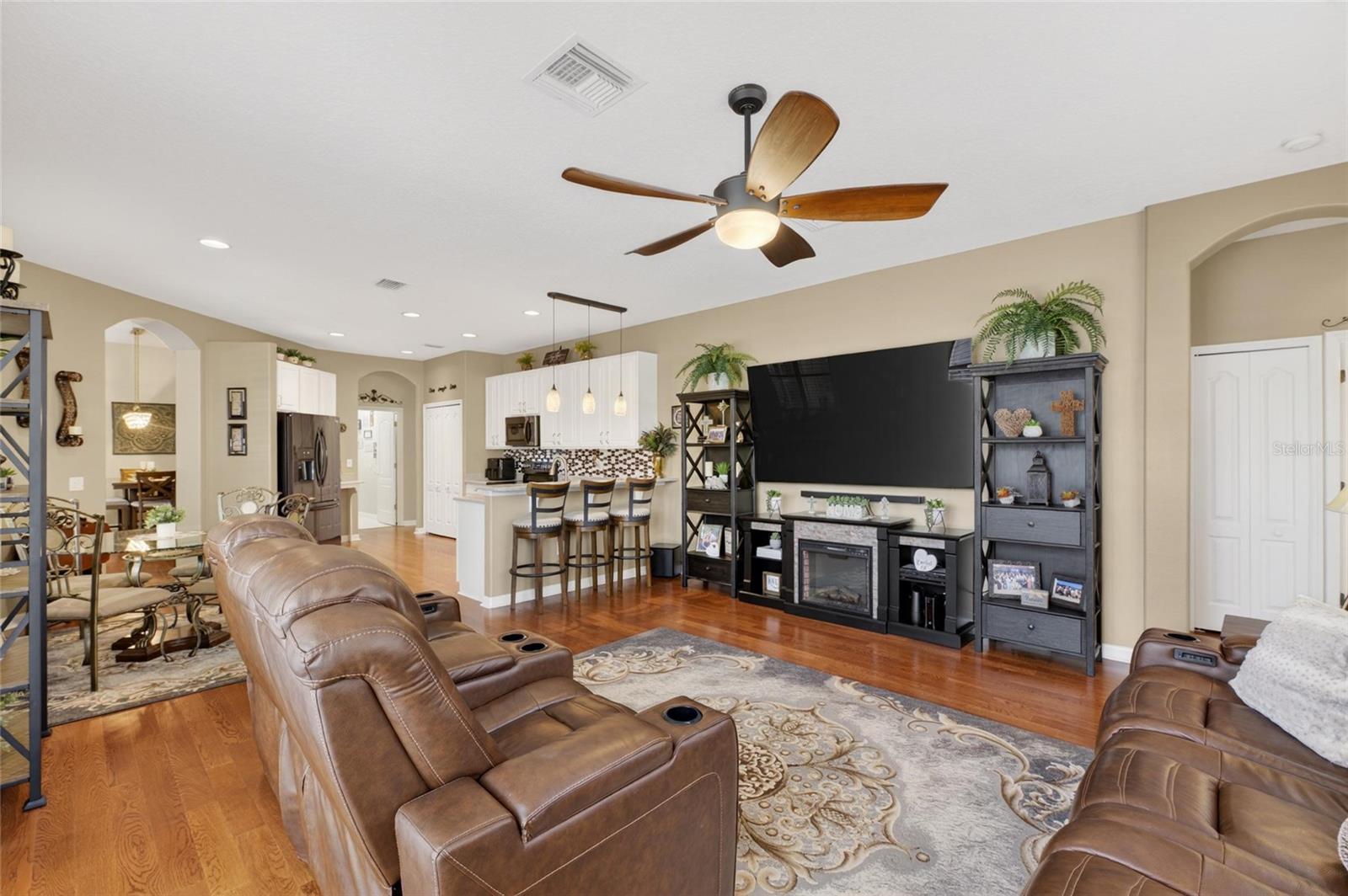 18116 KARA CT, TAMPA, FL, 33647