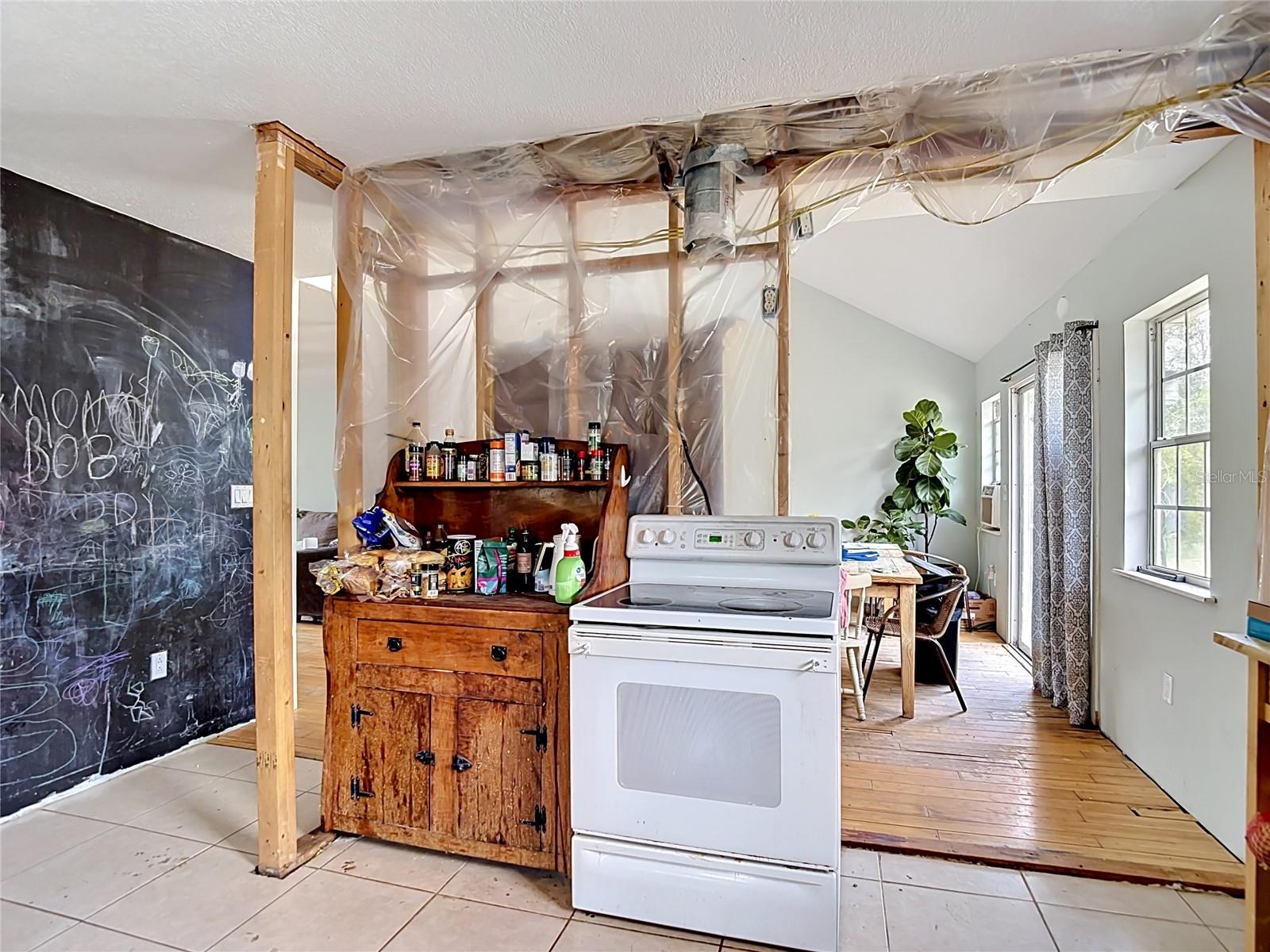 12126 SKIMMER AVE, WEEKI WACHEE, FL, 34614