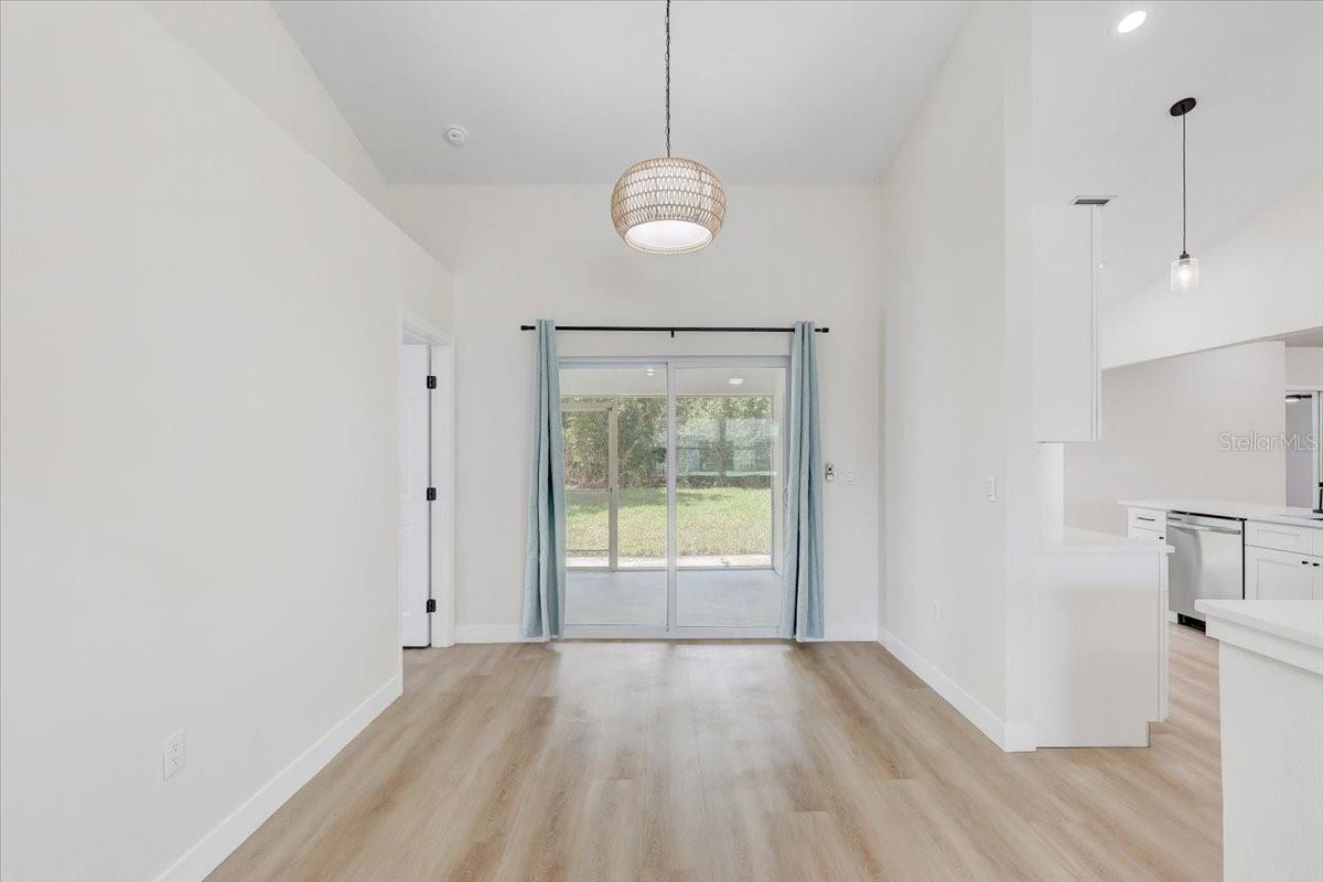 2405 APPALOOSA CIR, SARASOTA, FL, 34240
