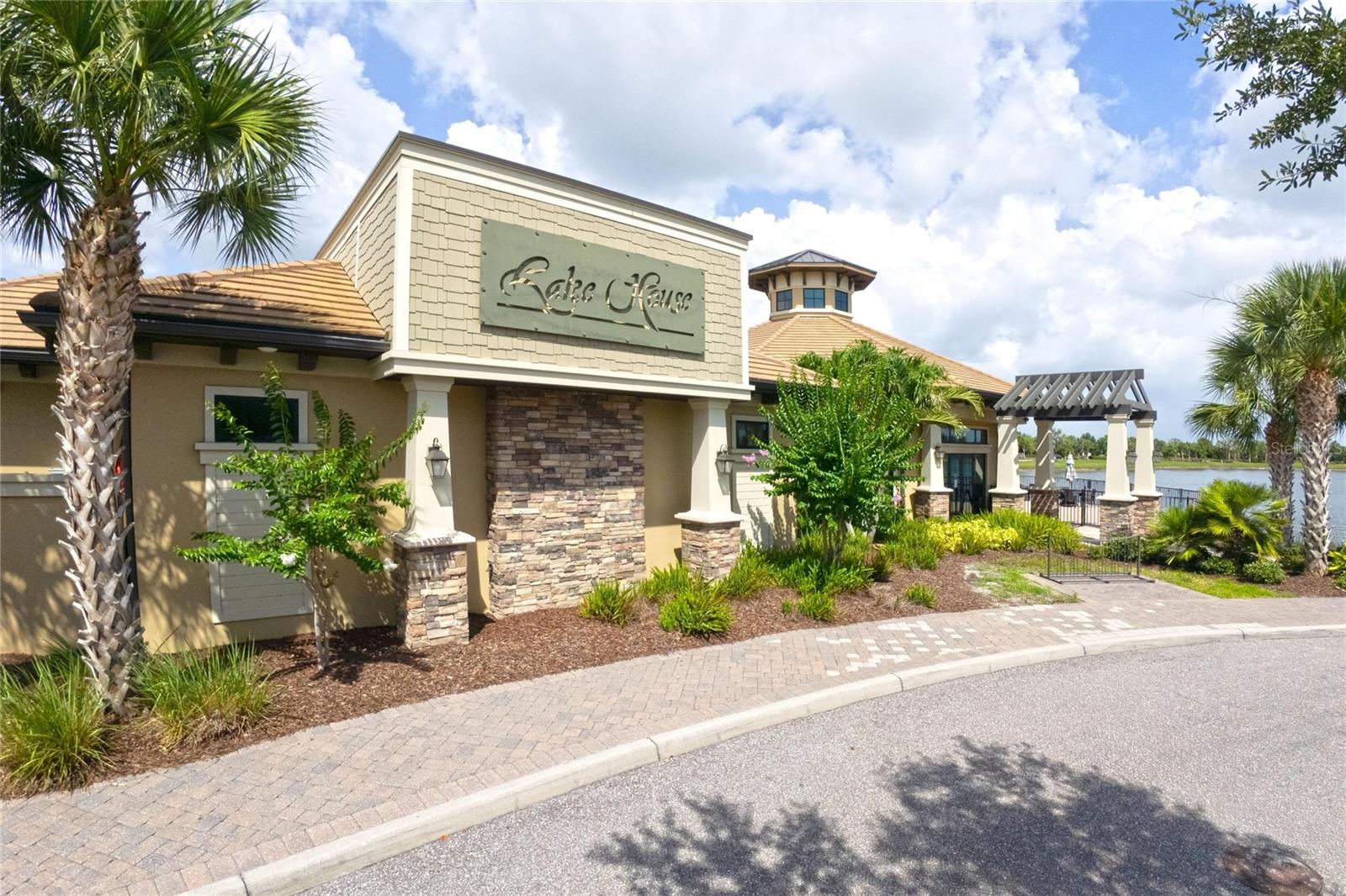17002 HAMPTON FALLS TER, BRADENTON, FL, 34202
