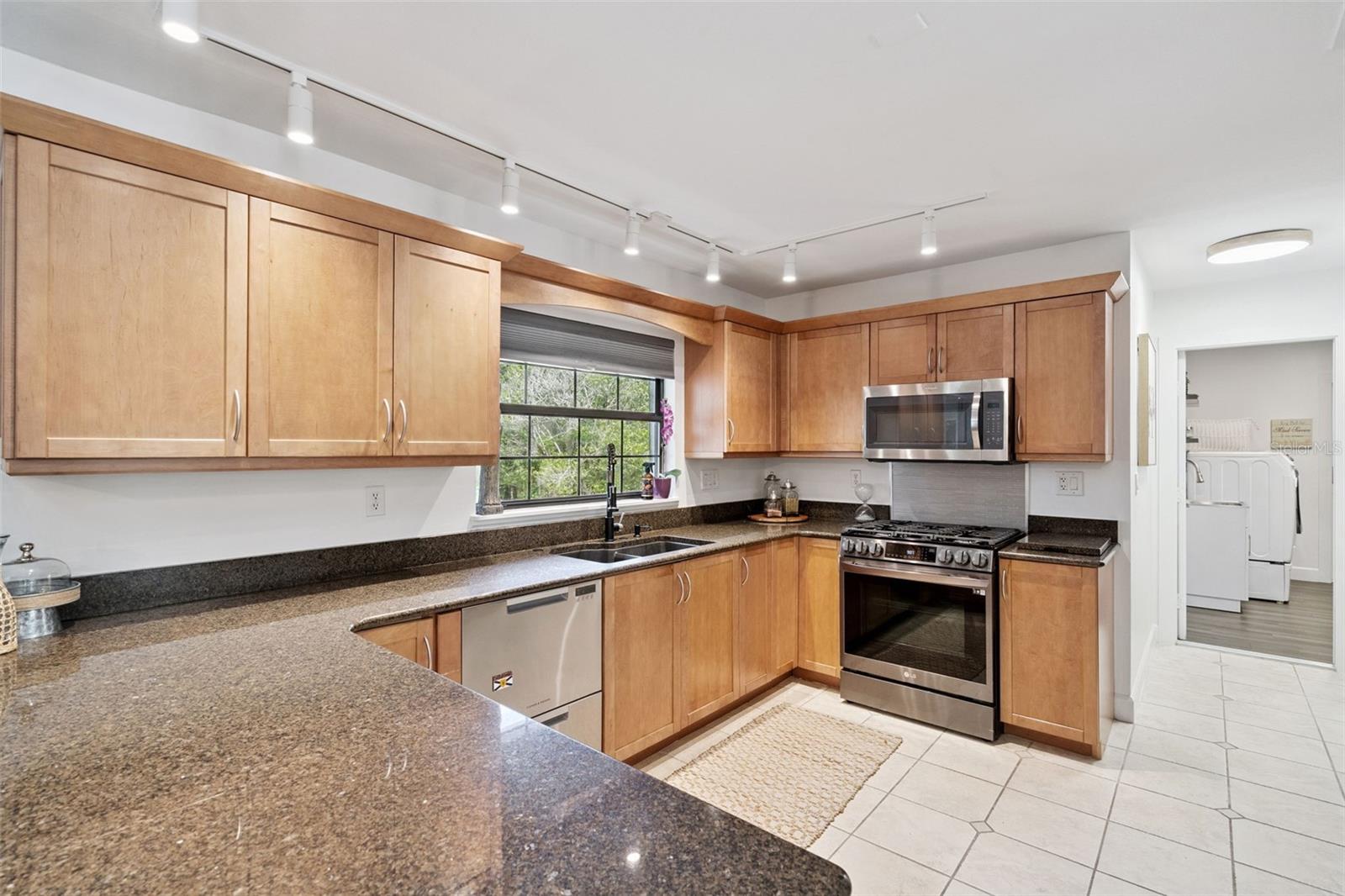 298 LAKE MARKHAM RD, SANFORD, FL, 32771