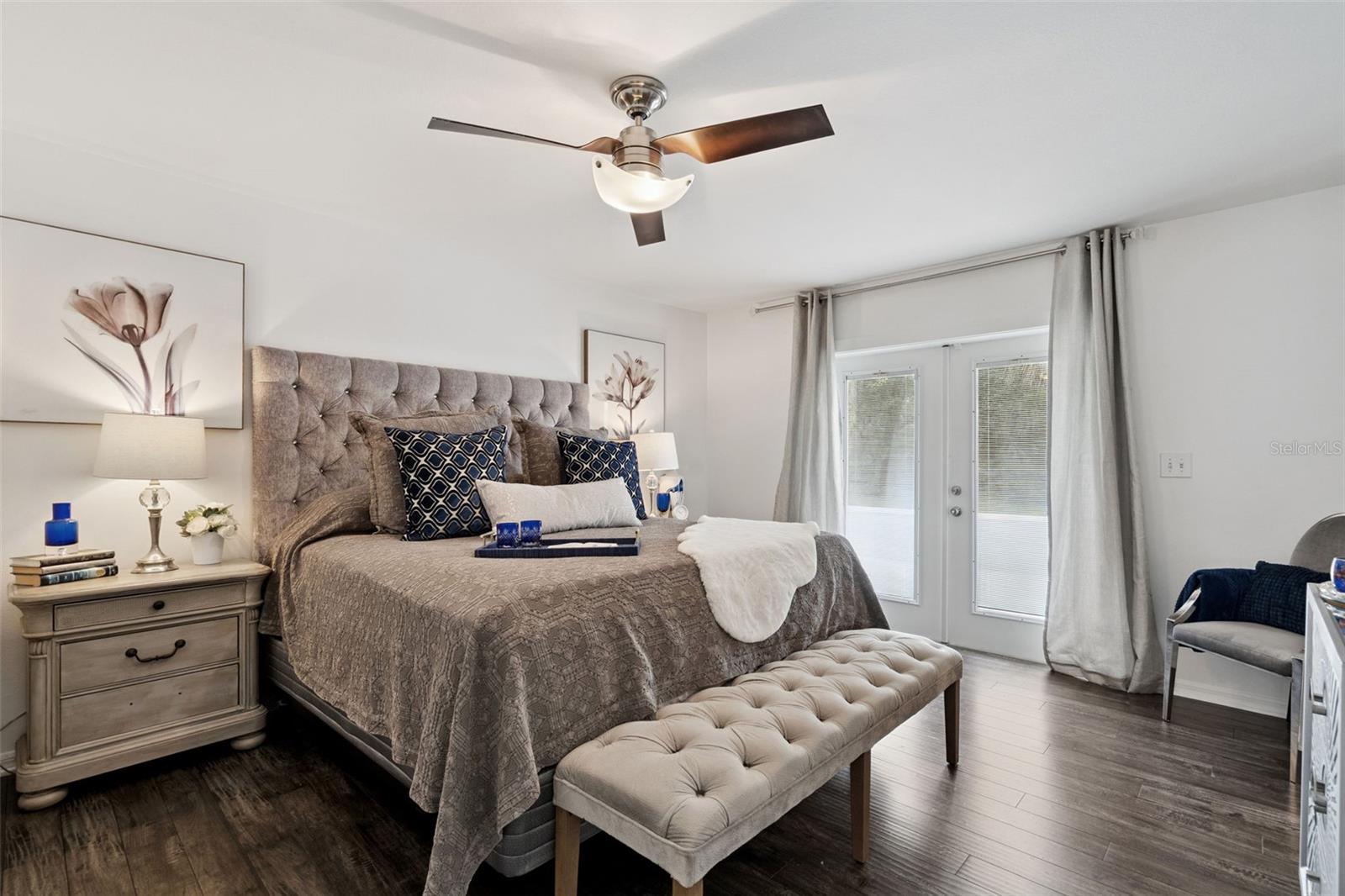 298 LAKE MARKHAM RD, SANFORD, FL, 32771