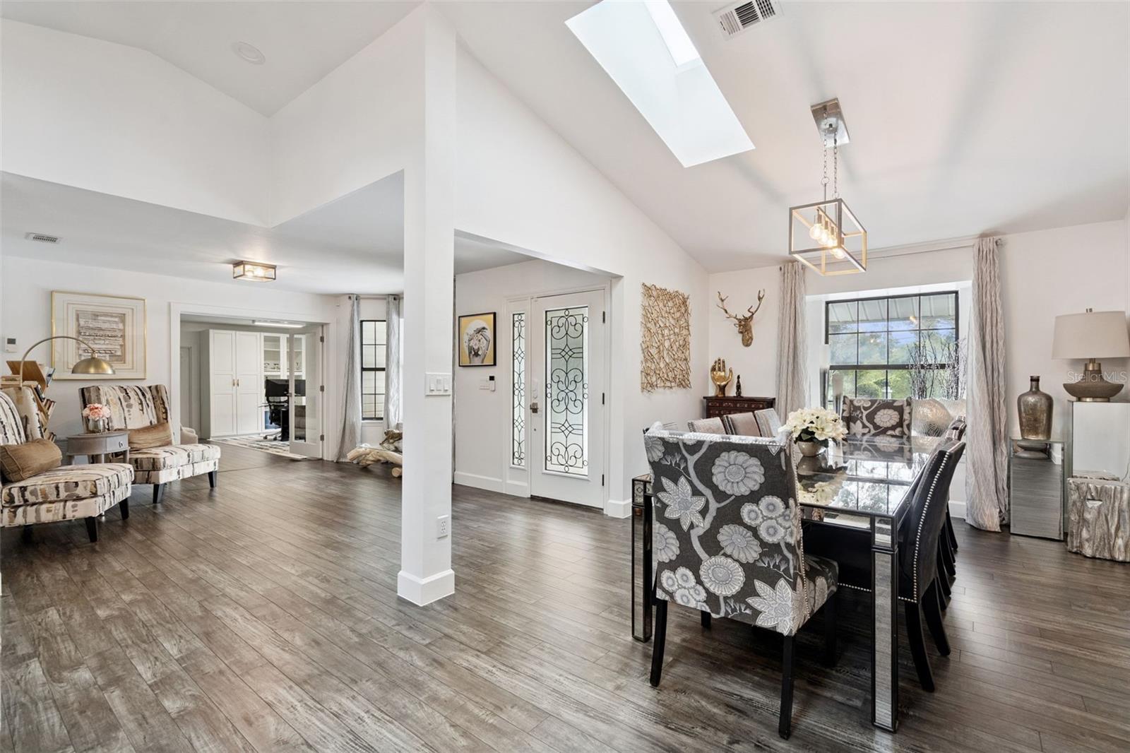 298 LAKE MARKHAM RD, SANFORD, FL, 32771
