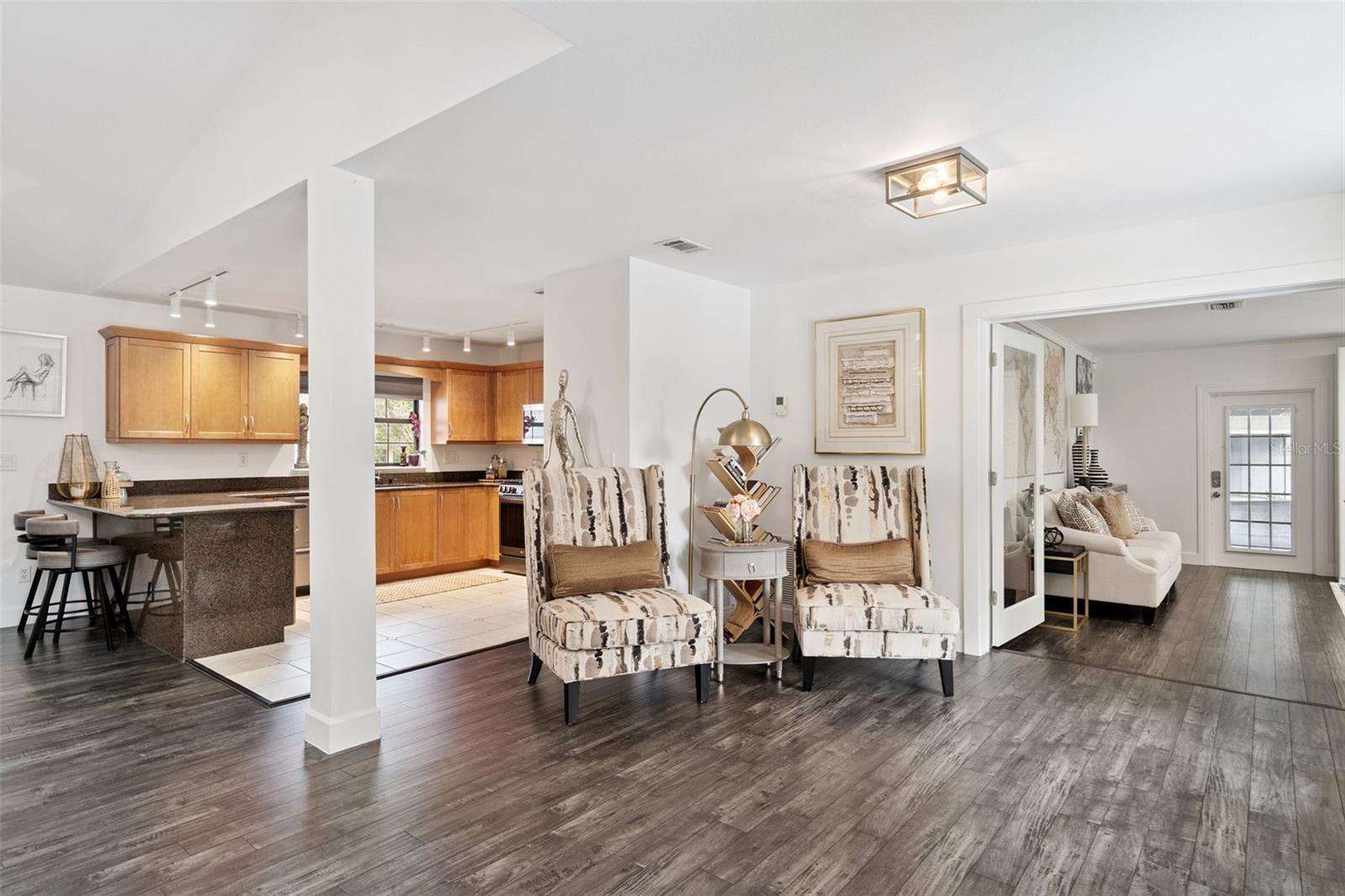 298 LAKE MARKHAM RD, SANFORD, FL, 32771