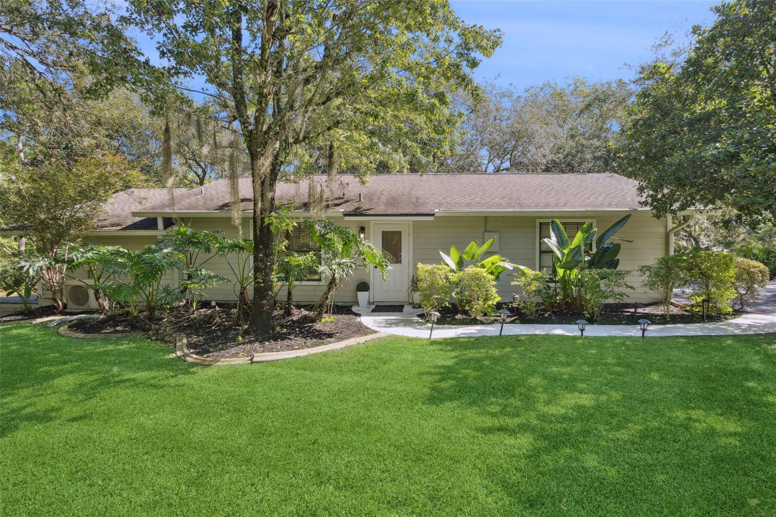 298 LAKE MARKHAM RD, SANFORD, FL, 32771