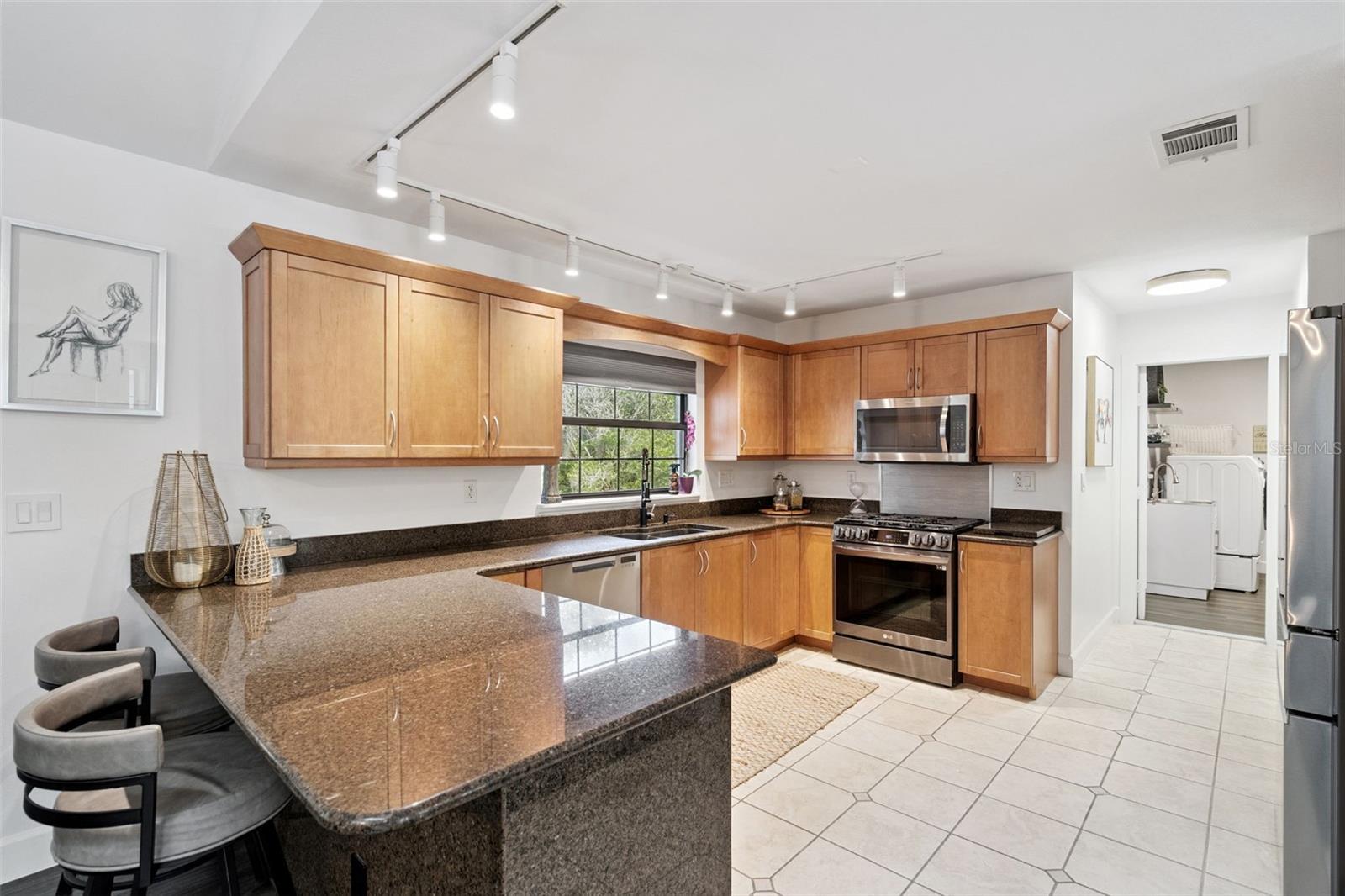 298 LAKE MARKHAM RD, SANFORD, FL, 32771