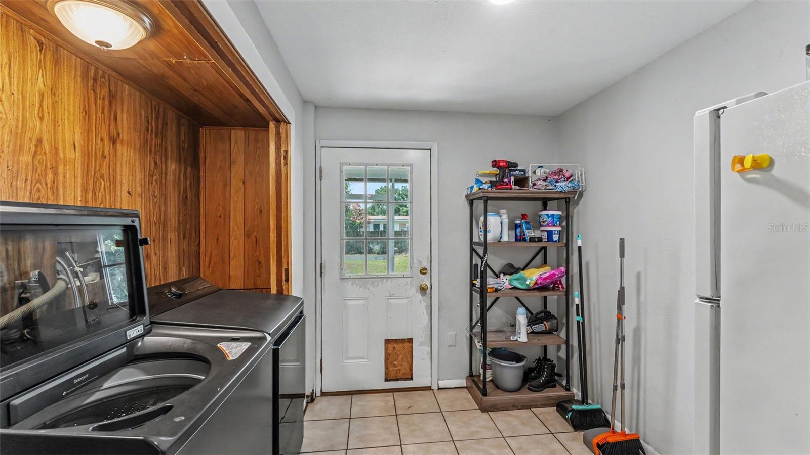 2270 S CRYSTAL LAKE DR, LAKELAND, FL, 33801