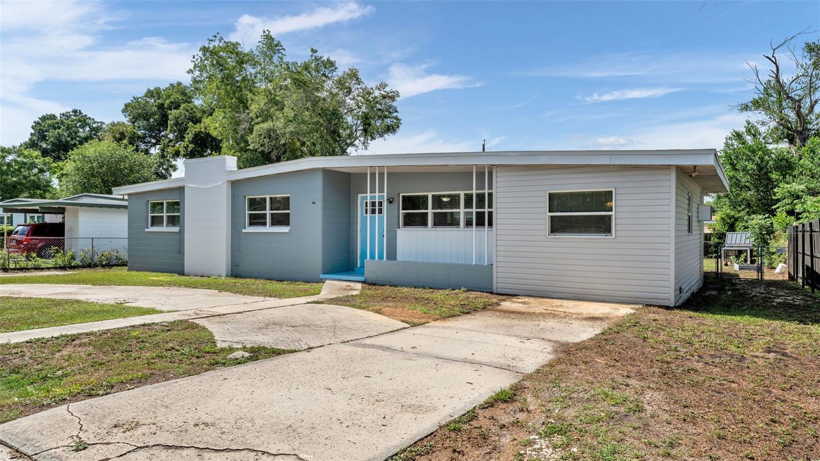 2270 S CRYSTAL LAKE DR, LAKELAND, FL, 33801