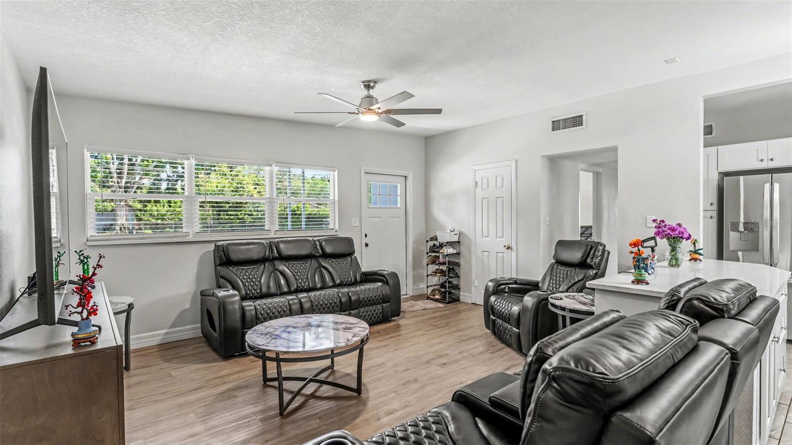 2270 S CRYSTAL LAKE DR, LAKELAND, FL, 33801