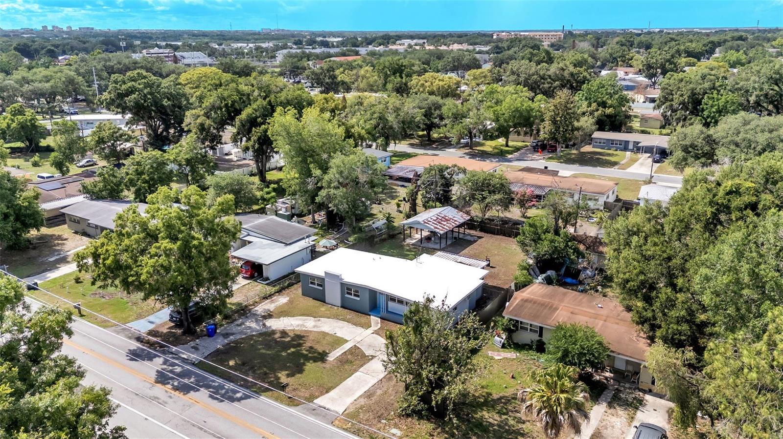 2270 S CRYSTAL LAKE DR, LAKELAND, FL, 33801