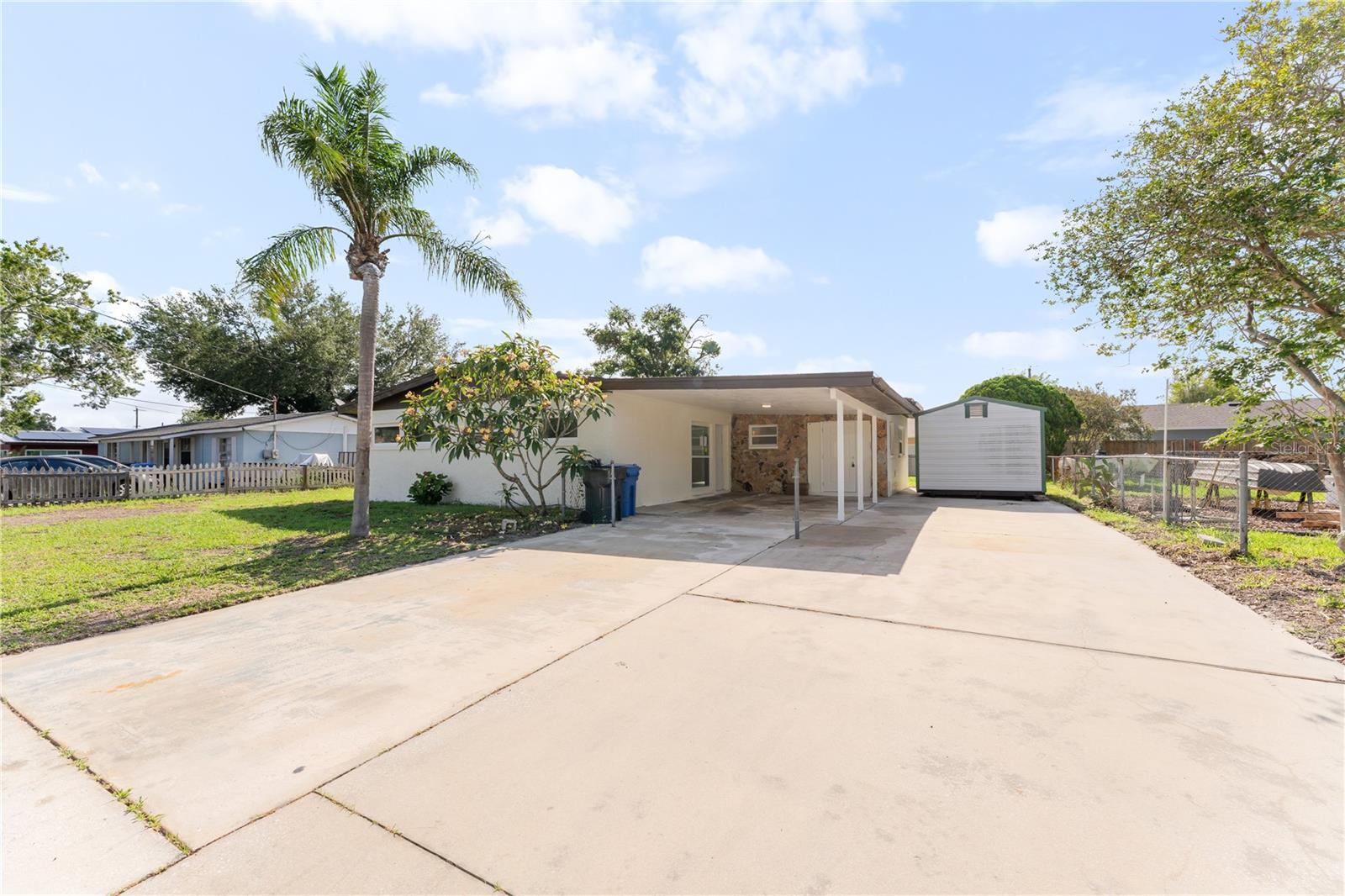 6221 FLORIDA CIR E, APOLLO BEACH, FL, 33572