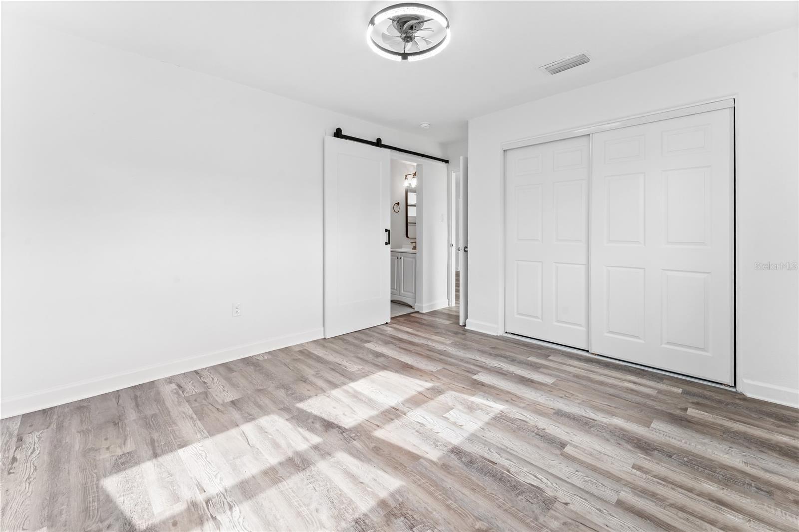 6221 FLORIDA CIR E, APOLLO BEACH, FL, 33572