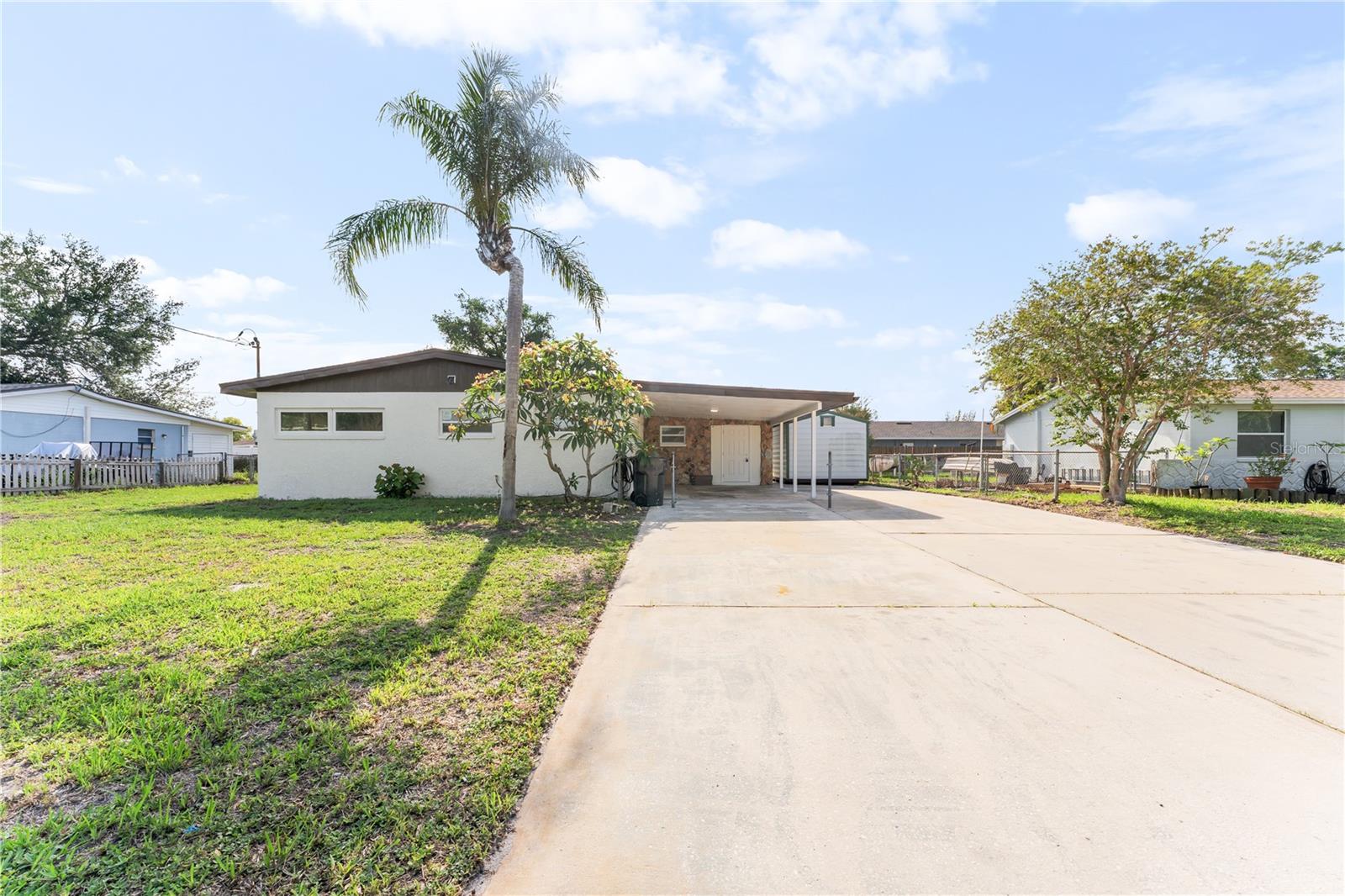 6221 FLORIDA CIR E, APOLLO BEACH, FL, 33572