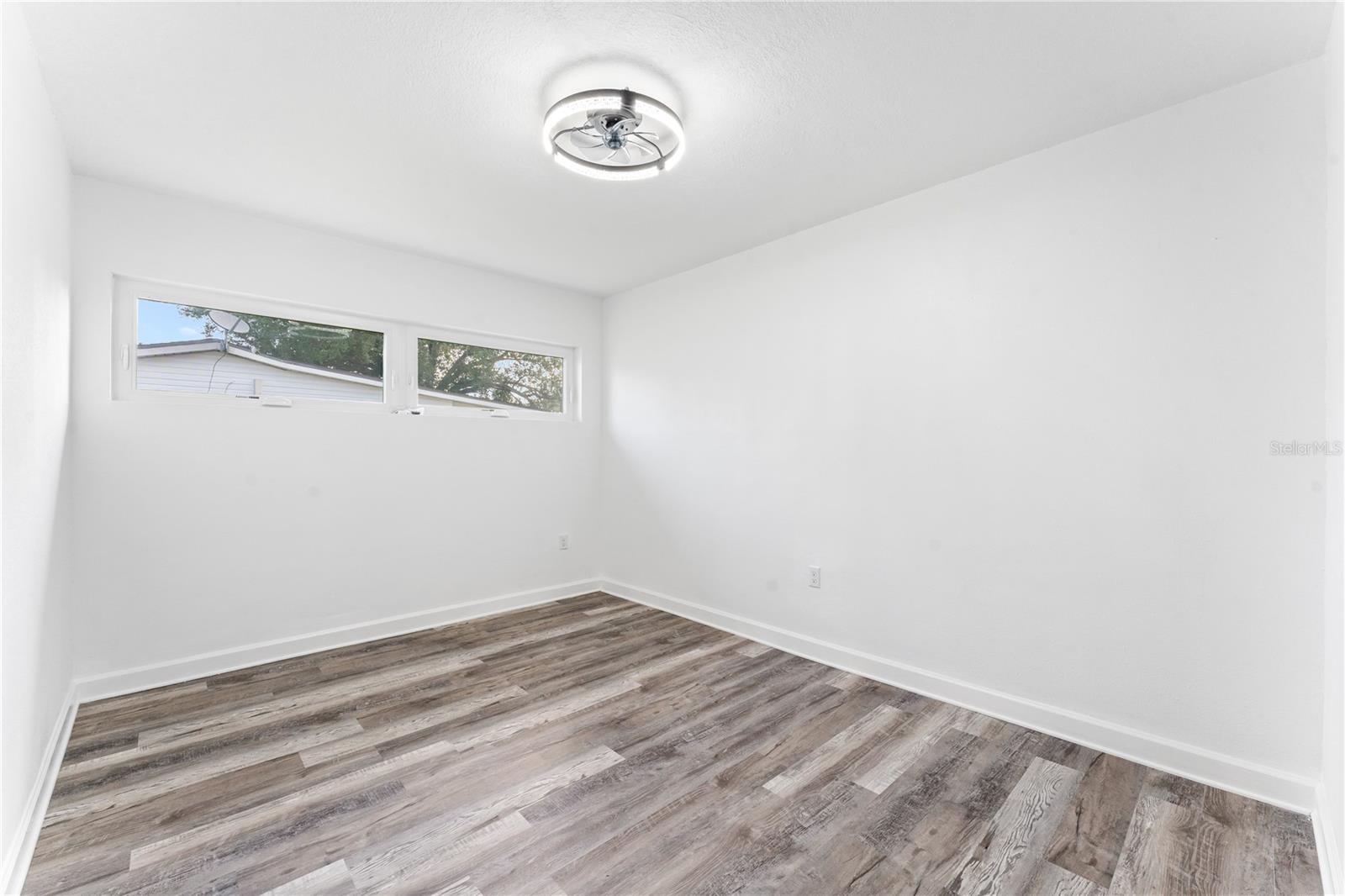 6221 FLORIDA CIR E, APOLLO BEACH, FL, 33572