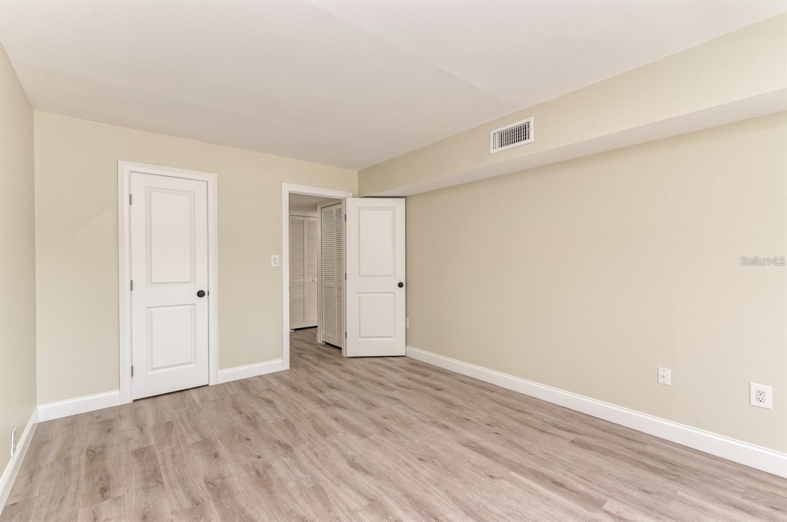 129 TYLER DR #101, SARASOTA, FL, 34236