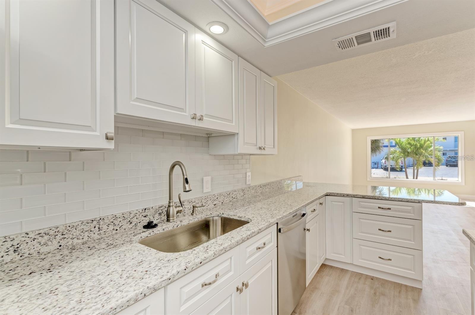 129 TYLER DR #101, SARASOTA, FL, 34236