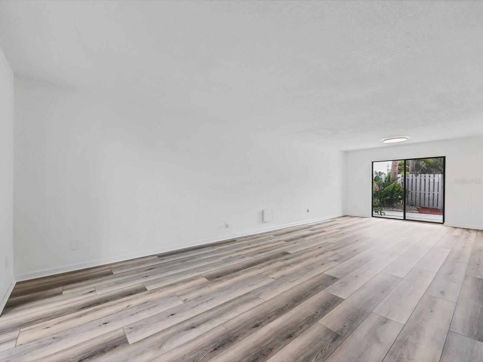 4001 BENEVA RD #401, SARASOTA, FL, 34233