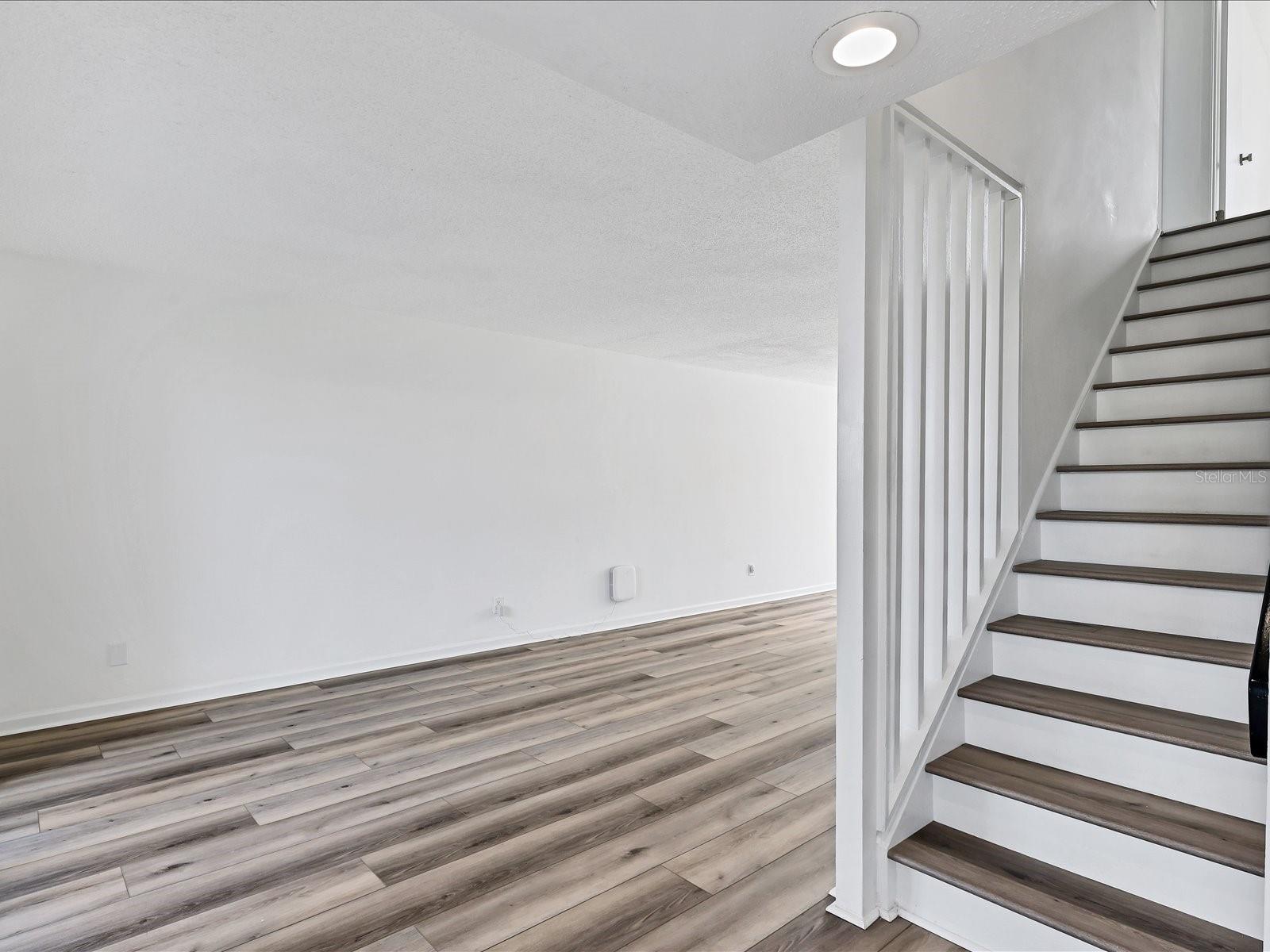 4001 BENEVA RD #401, SARASOTA, FL, 34233