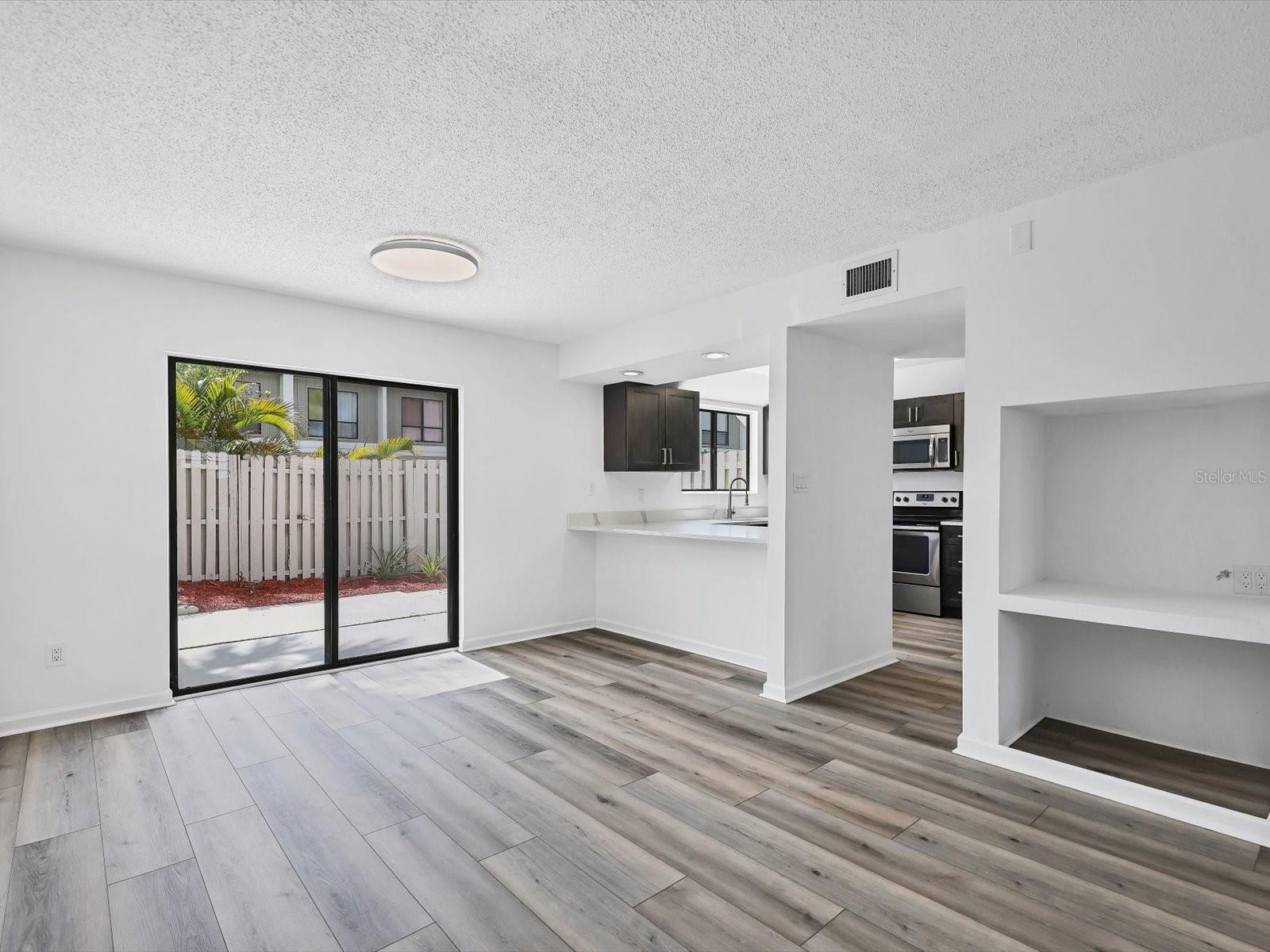 4001 BENEVA RD #401, SARASOTA, FL, 34233