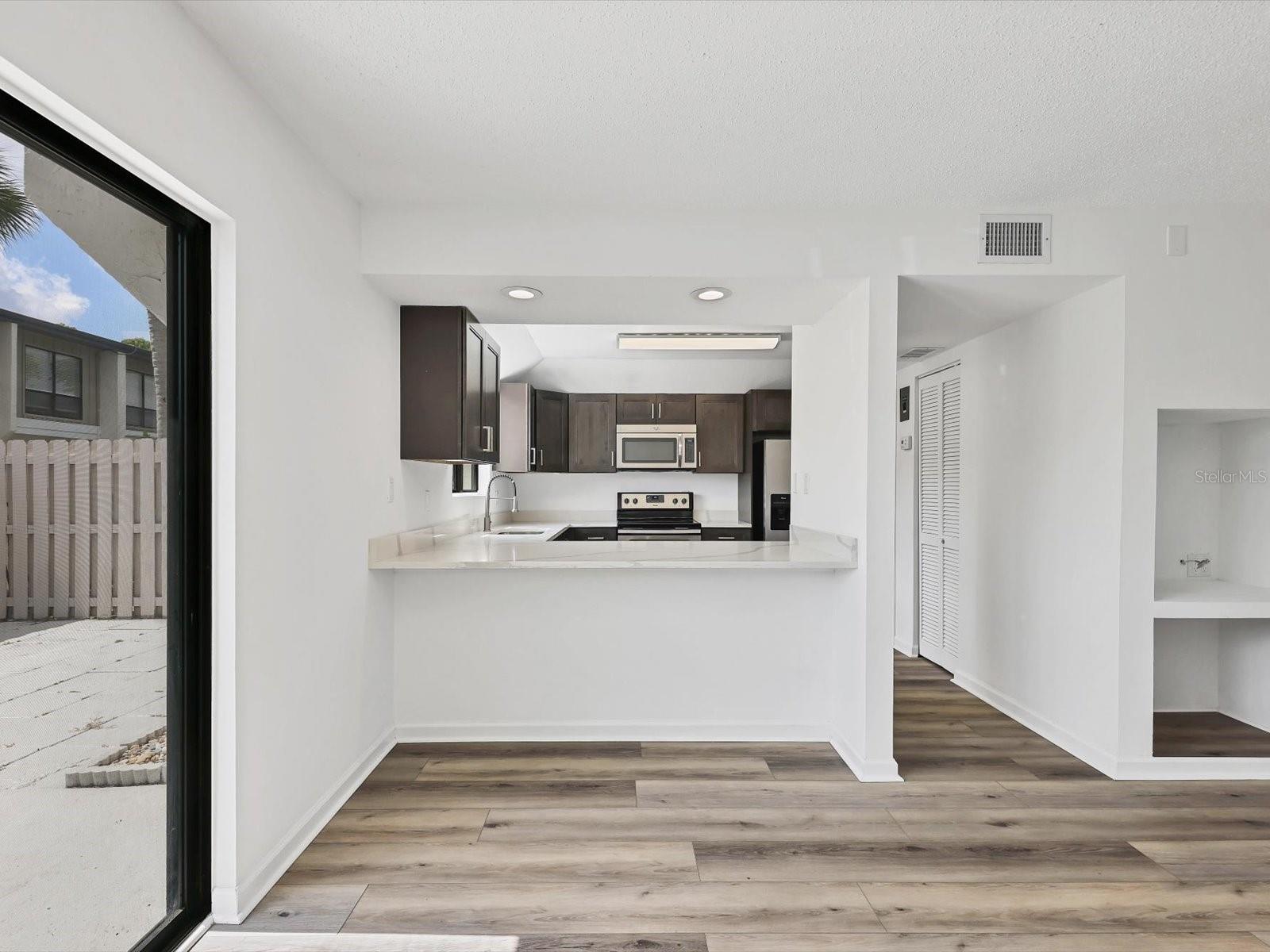 4001 BENEVA RD #401, SARASOTA, FL, 34233