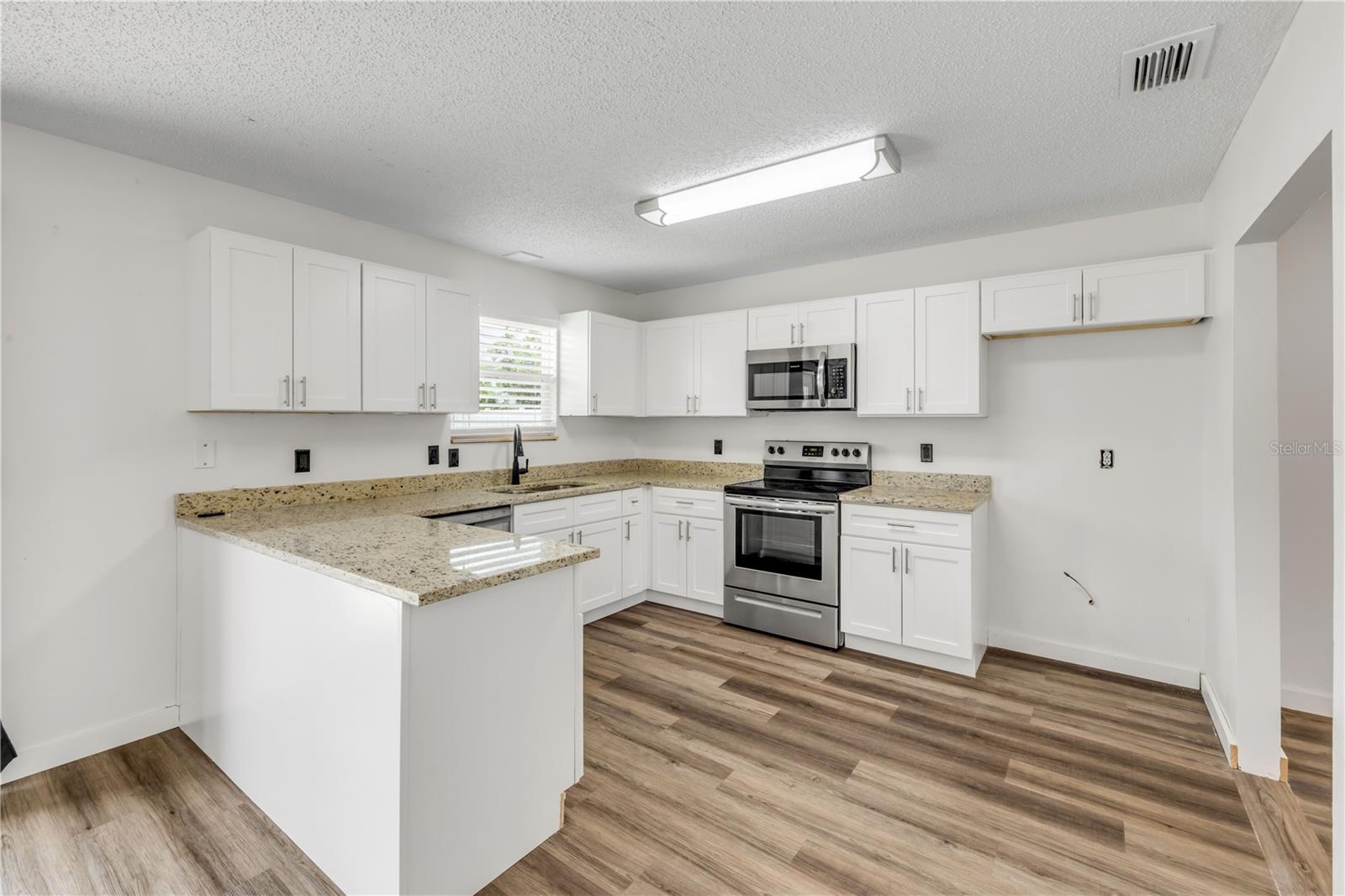 2726 EVERGREEN DR, EDGEWATER, FL, 32141