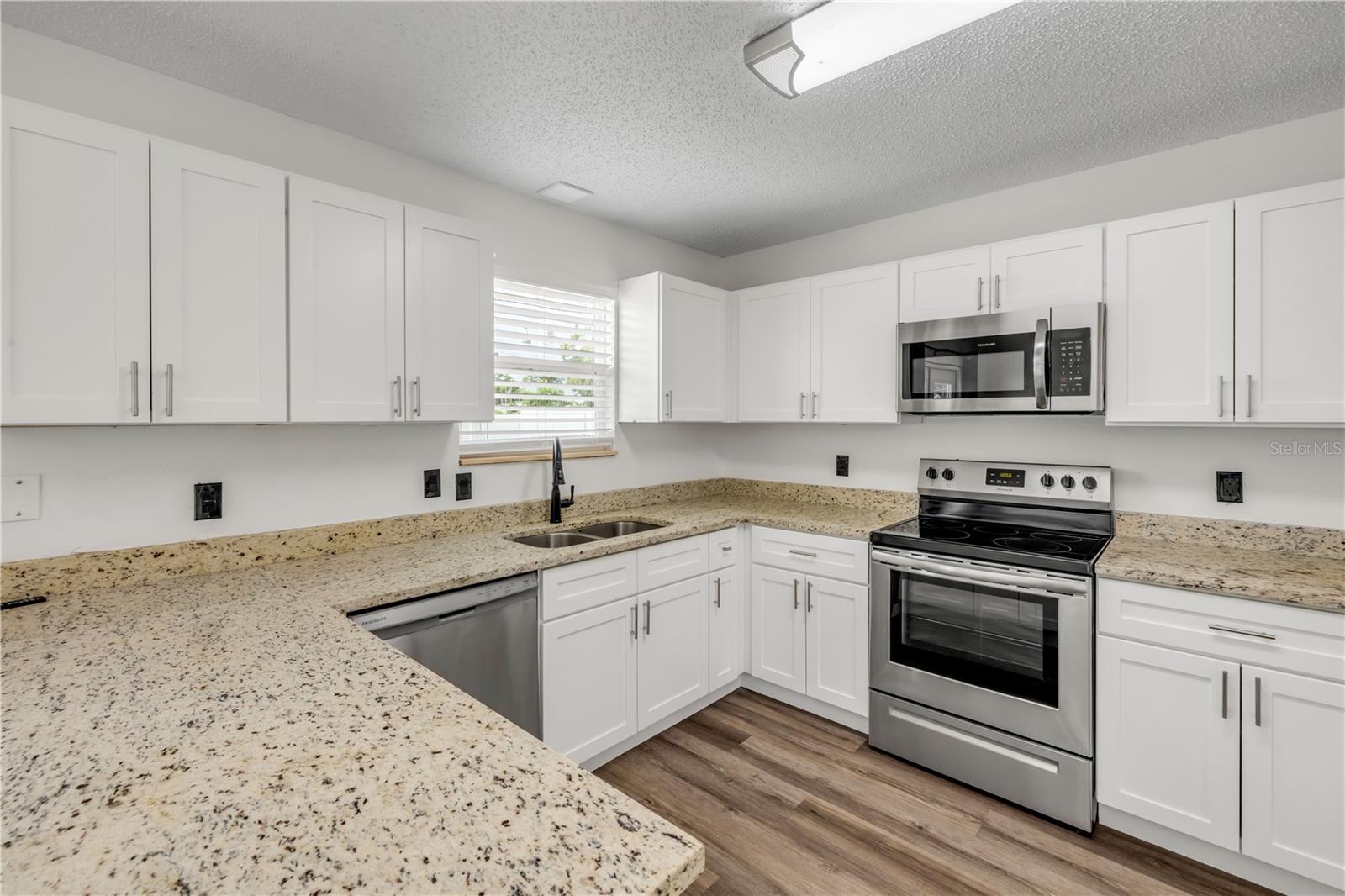 2726 EVERGREEN DR, EDGEWATER, FL, 32141
