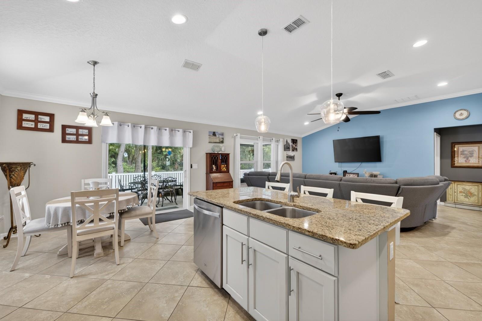 53 AUBERRY DR, PALM COAST, FL, 32137